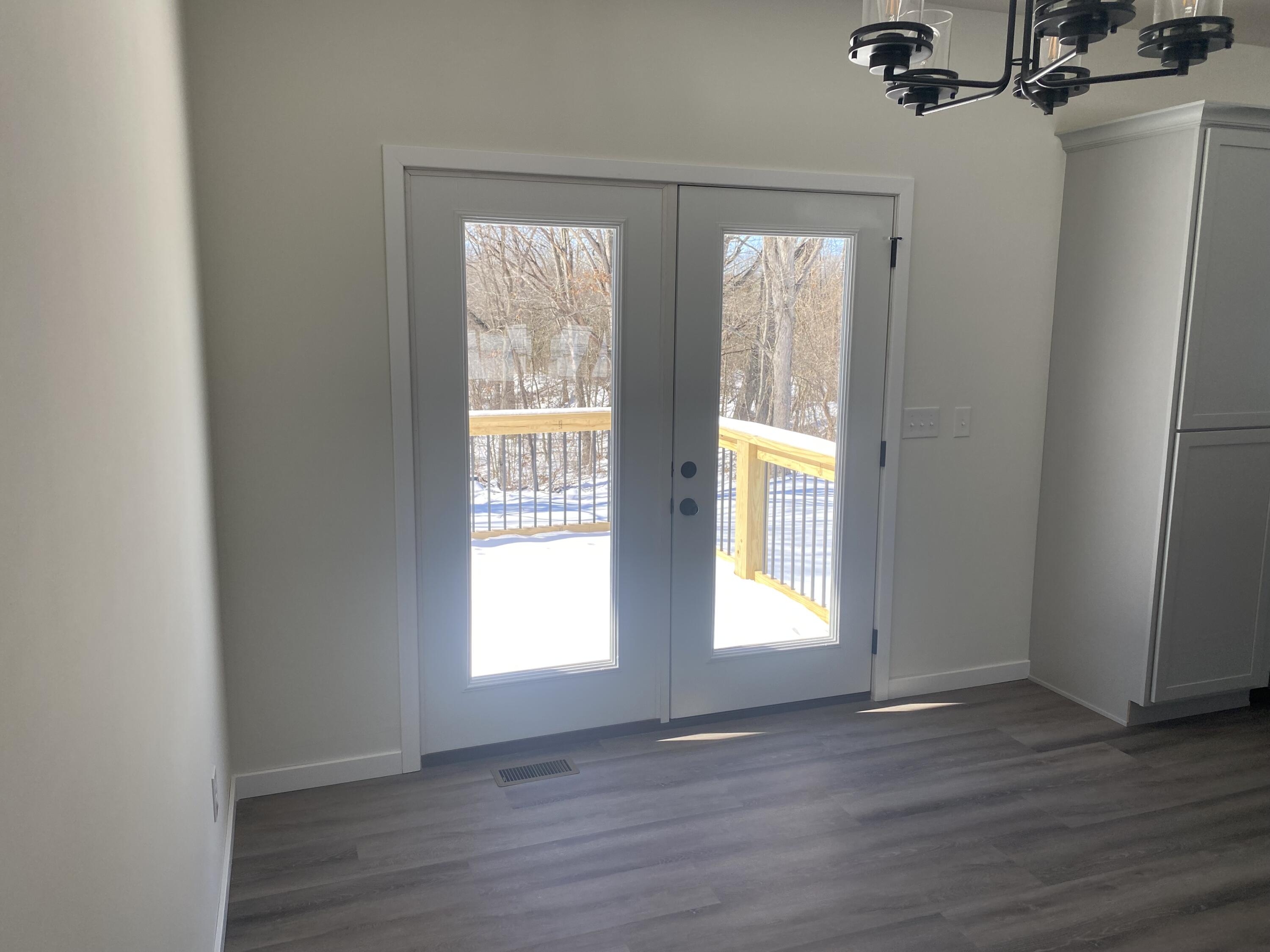 153 Stoneshire Drive Property Photo 3
