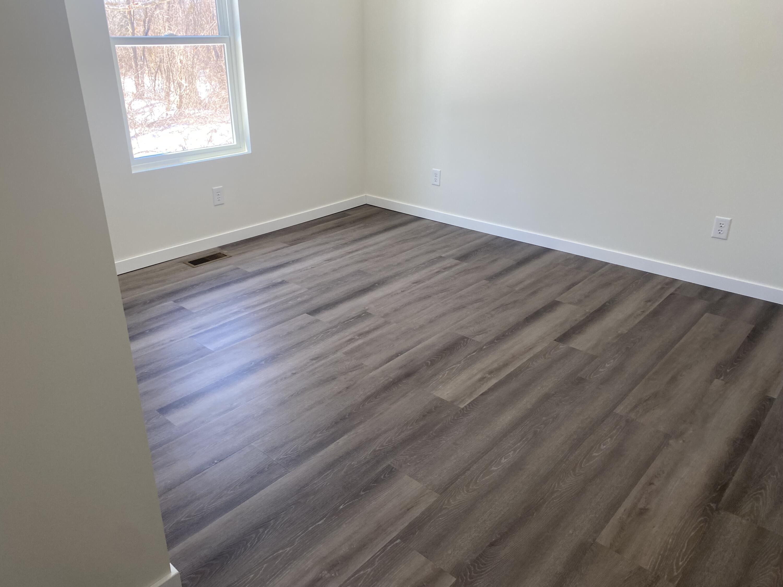 153 Stoneshire Drive Property Photo 6