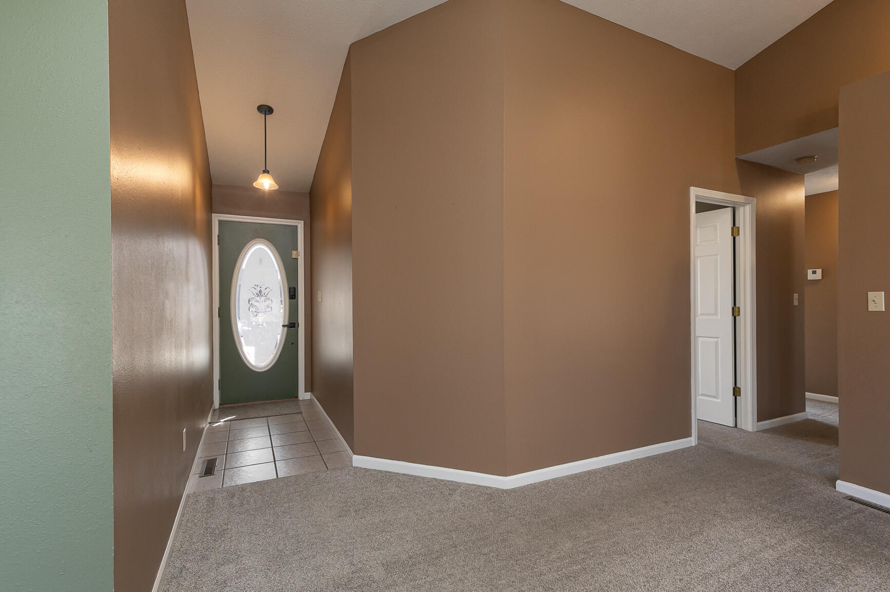 1175 East Maupin Street Property Photo 4