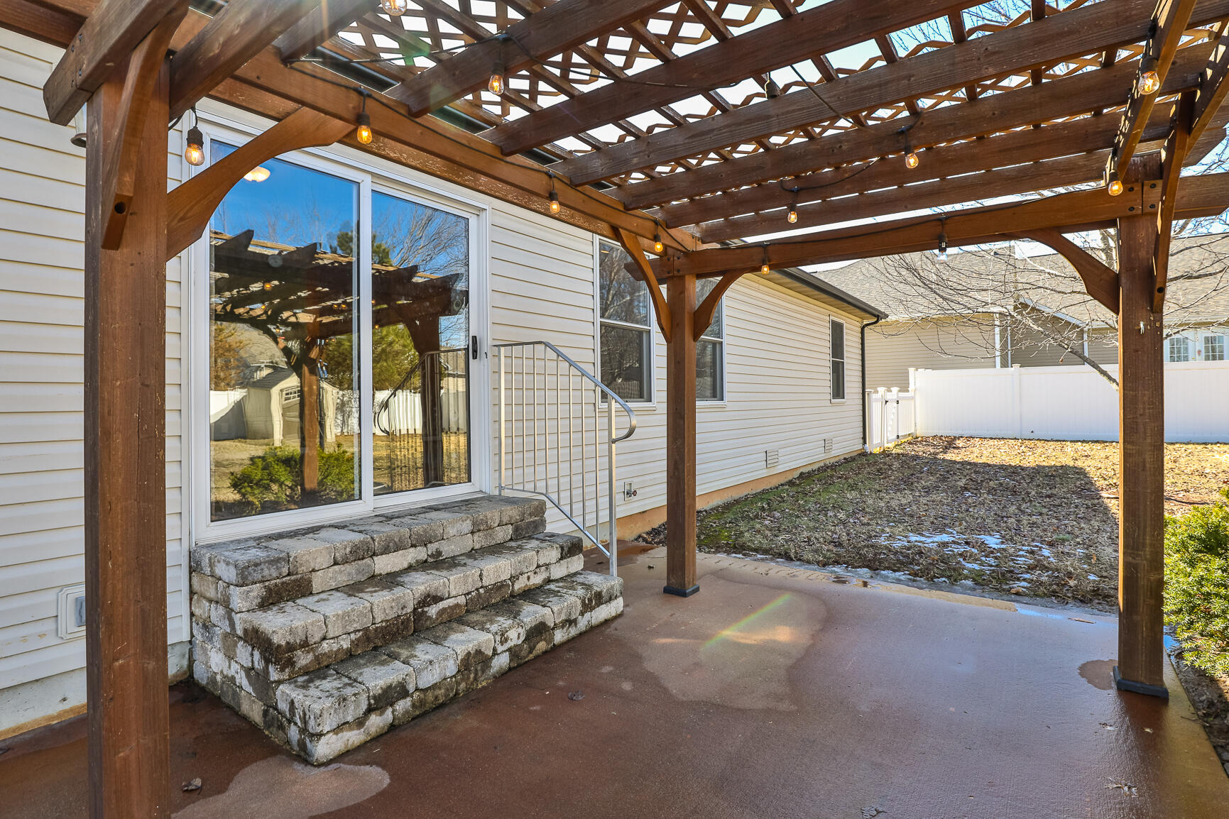 1175 East Maupin Street Property Photo 24