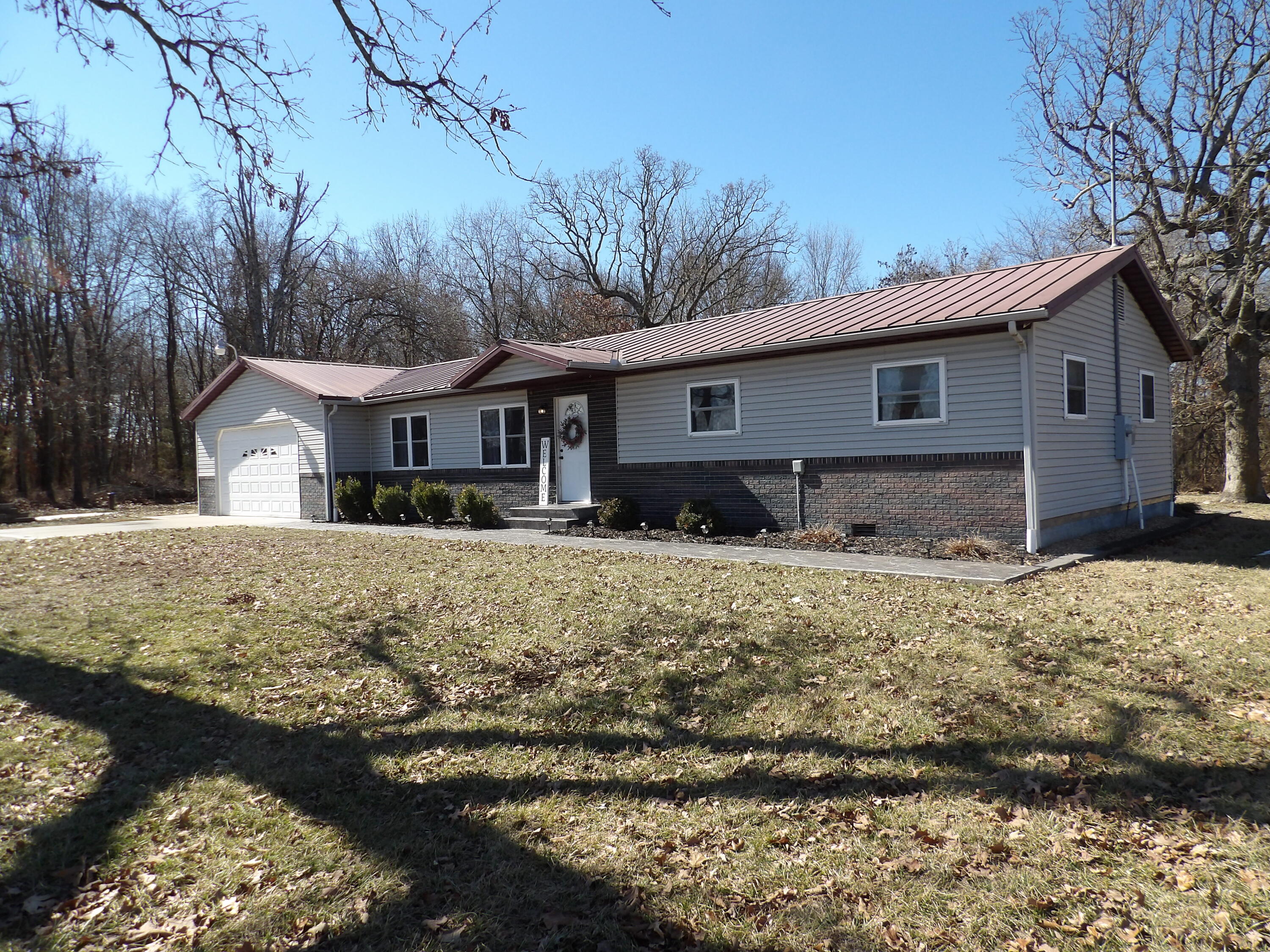 9855 Lawrence County Avenue Property Photo 3