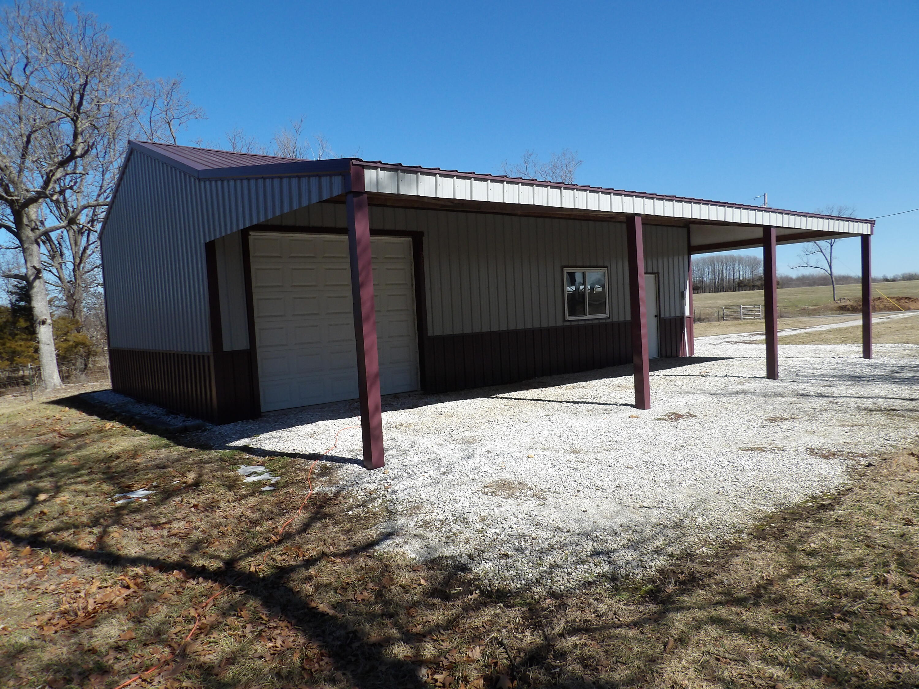 9855 Lawrence County Avenue Property Photo 7