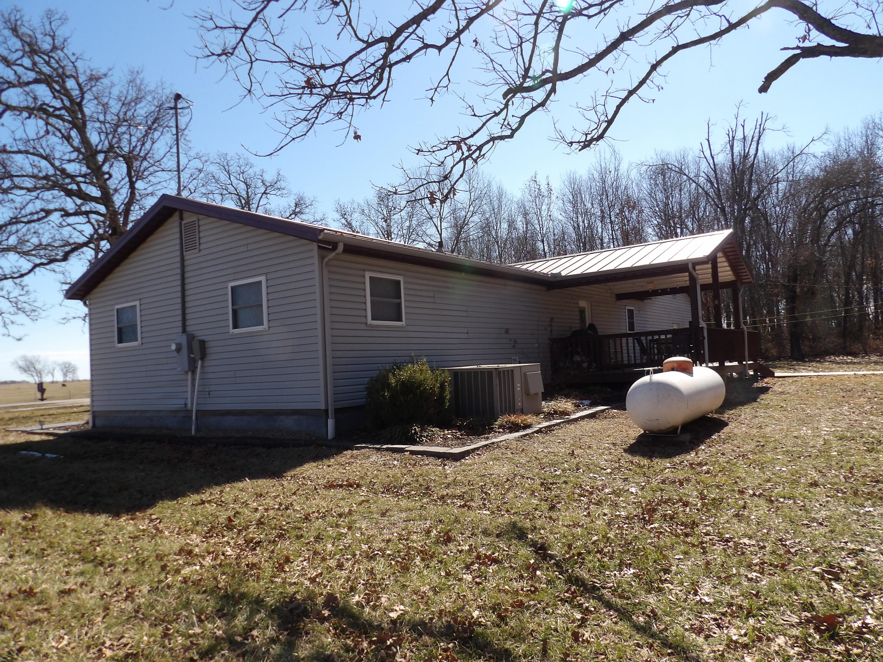 9855 Lawrence County Avenue Property Photo 8