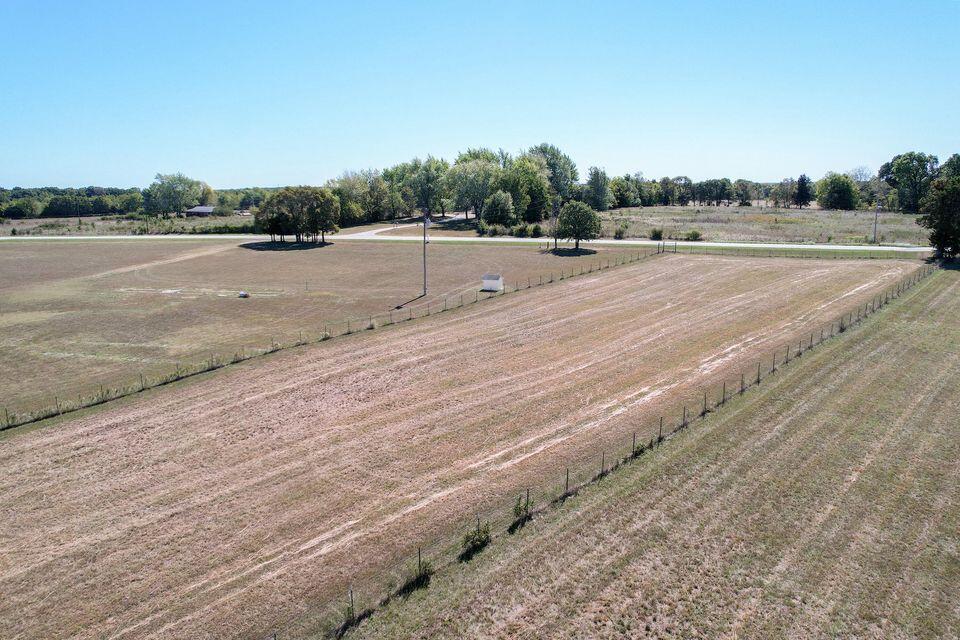 3709 East Shelby Road Property Photo 6