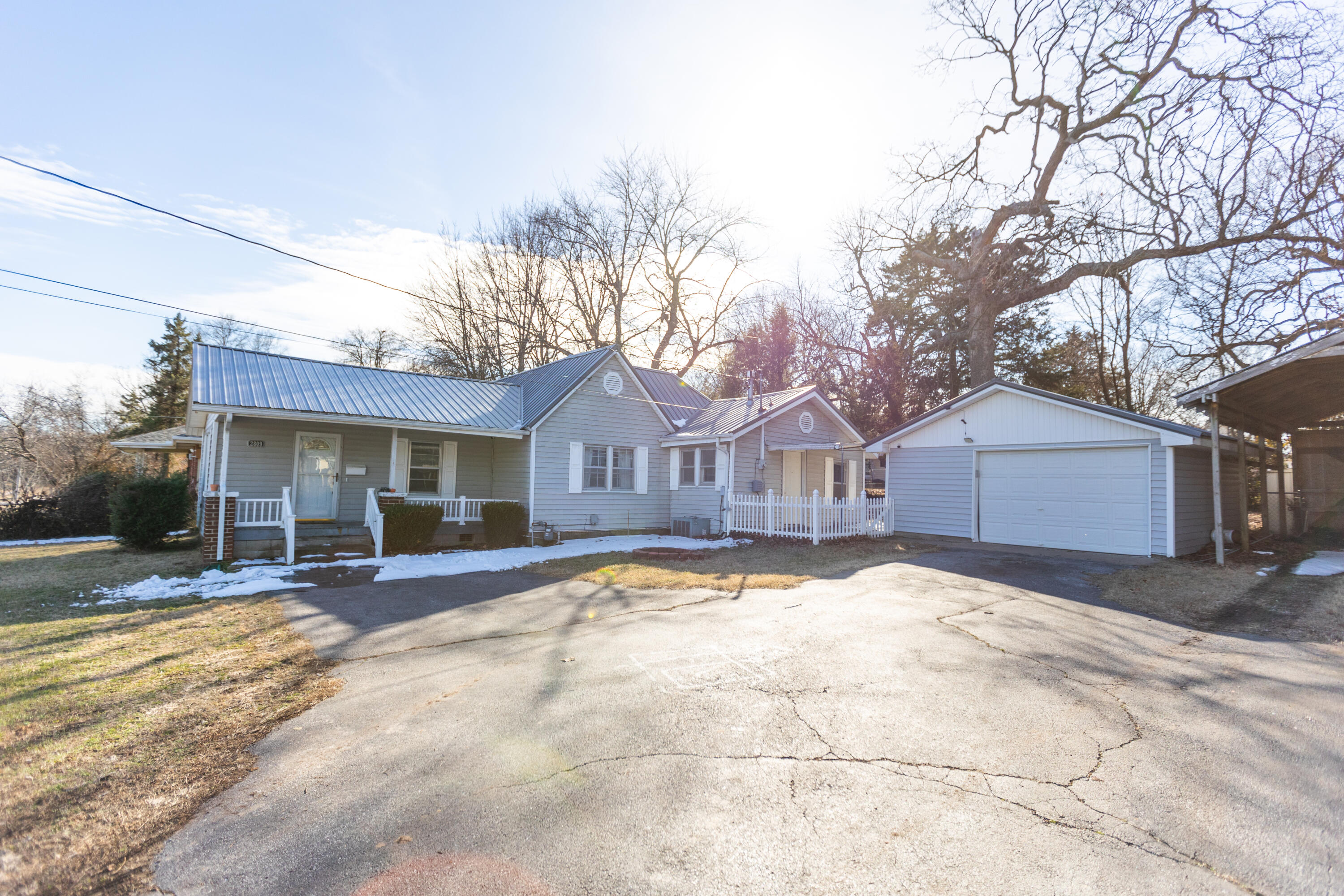 North Campbell Real Estate Listings Main Image