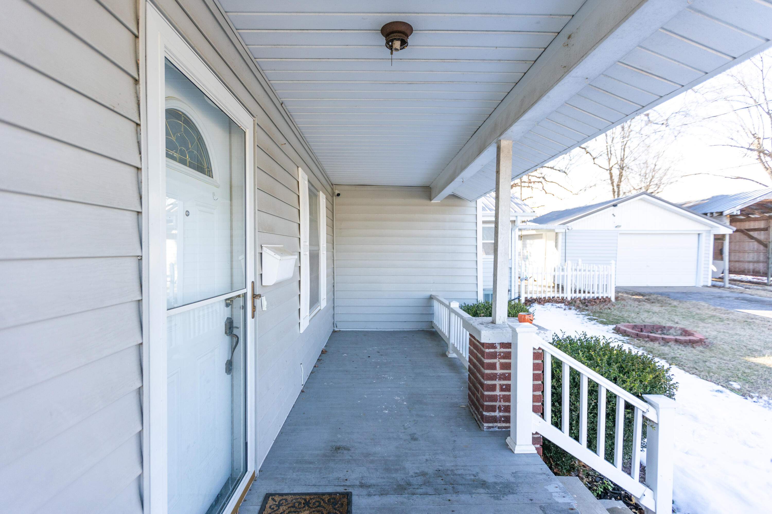 2809 North Campbell Avenue Property Photo 6