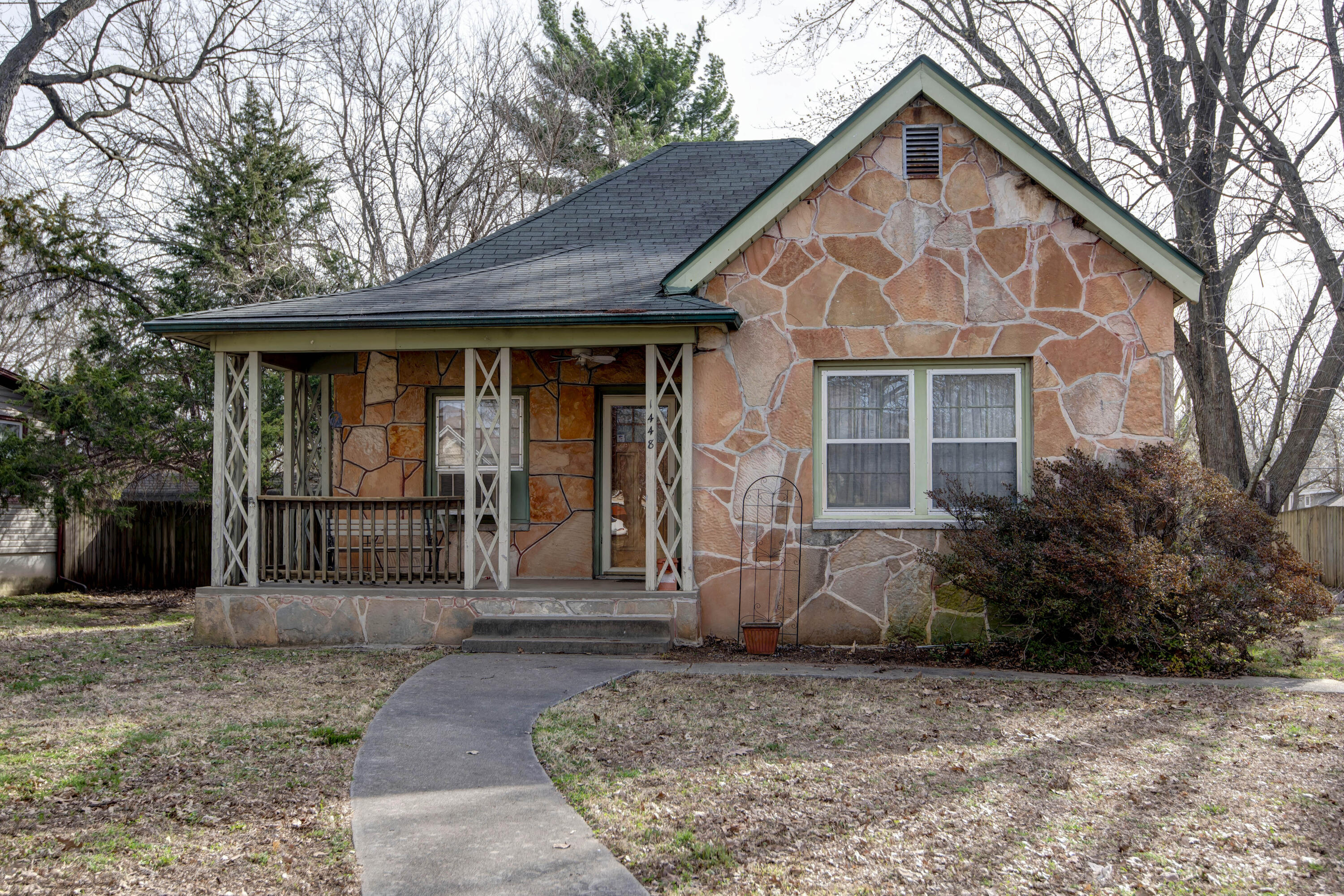 Merriman's Real Estate Listings Main Image