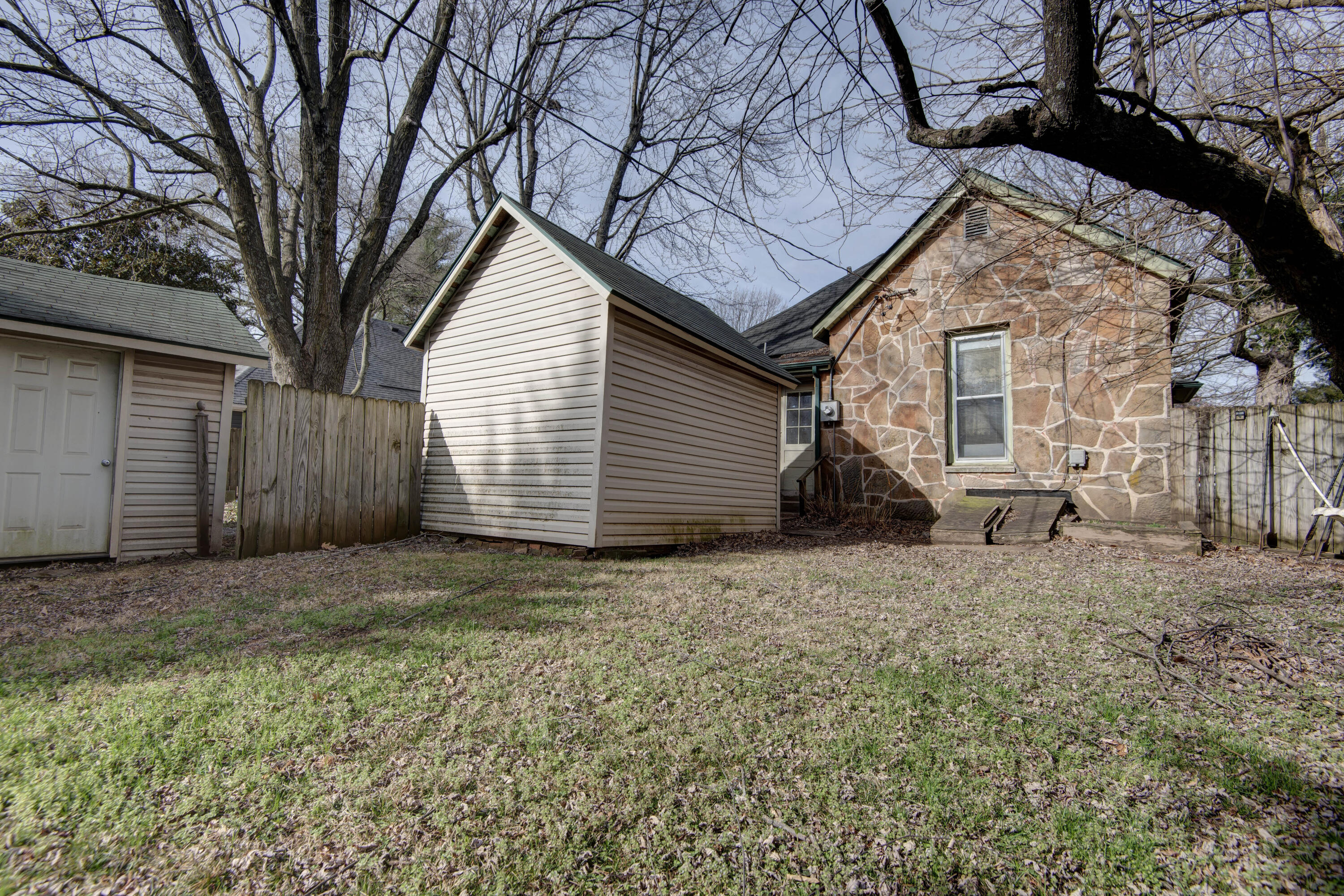 1448 North Clay Avenue Property Photo 14