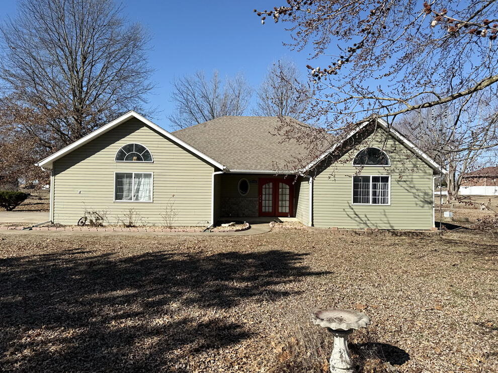 3350 South 315 Road Property Photo 2