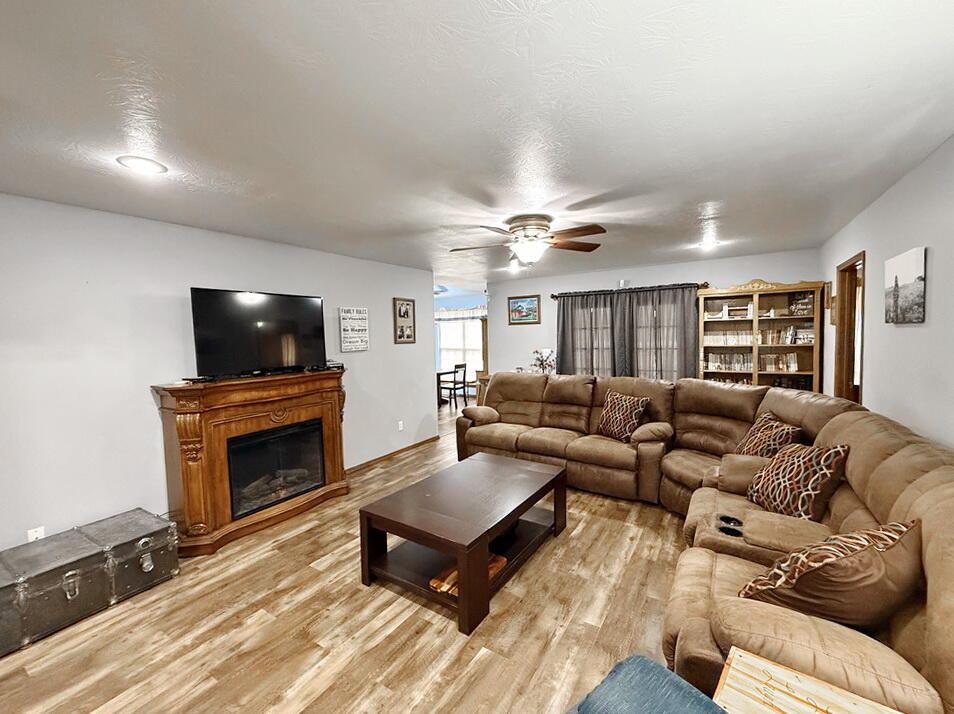 3350 South 315 Road Property Photo 7