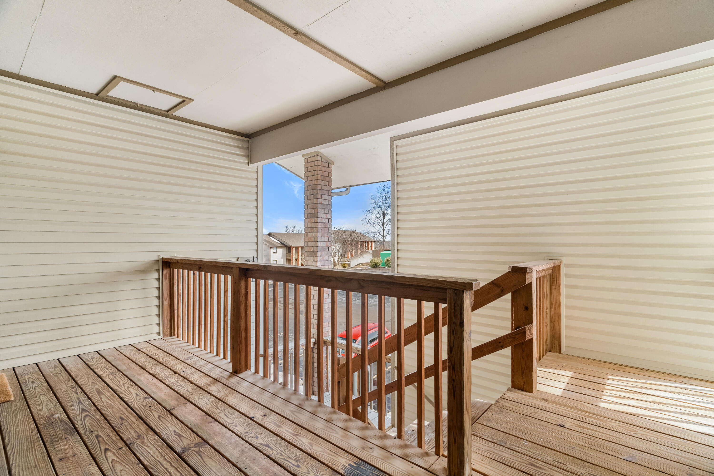 187 Clubhouse Drive Property Photo 5