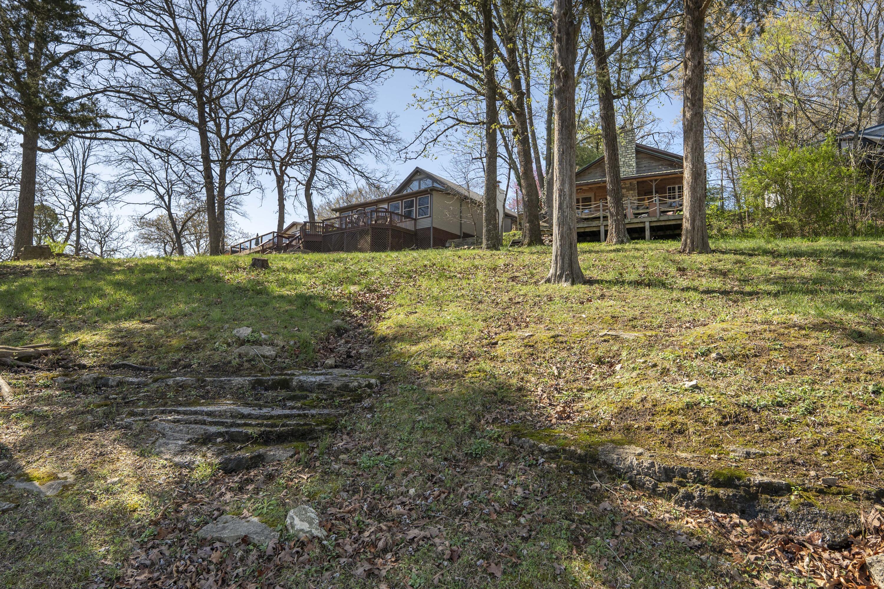 Glen Oaks Real Estate Listings Main Image