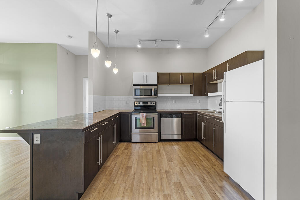 623 West Walnut Street Property Photo 15