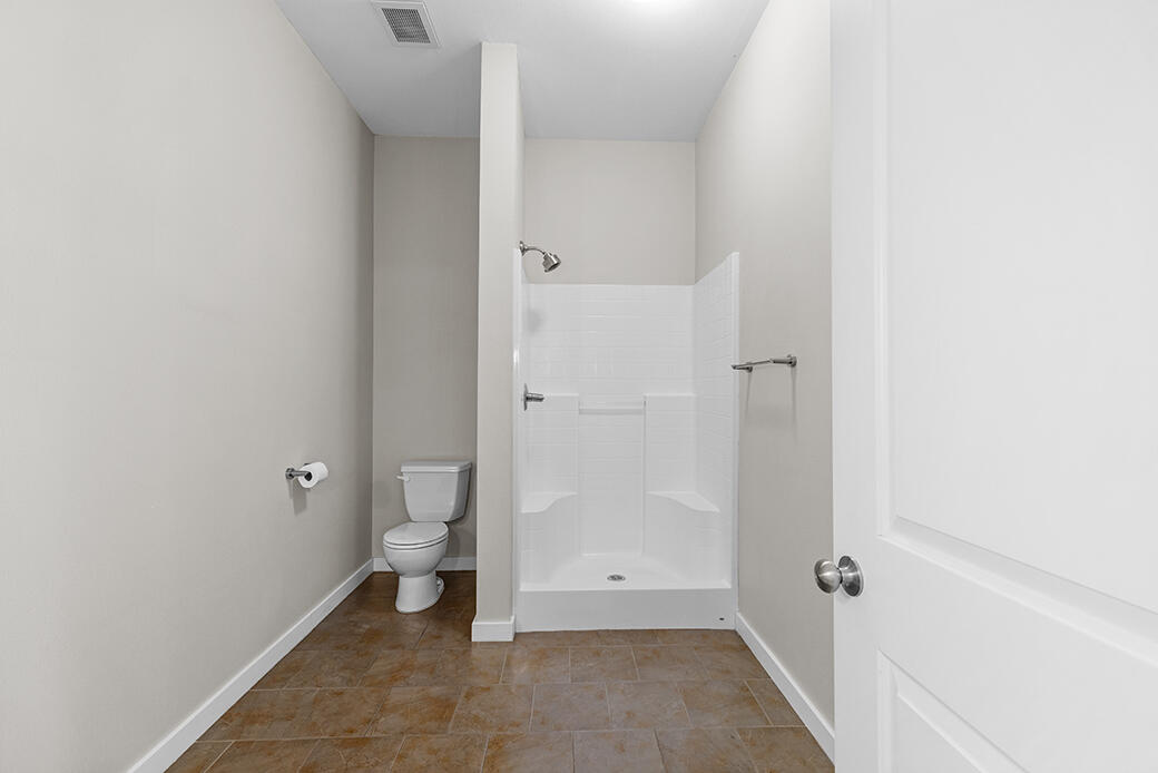 623 West Walnut Street Property Photo 18