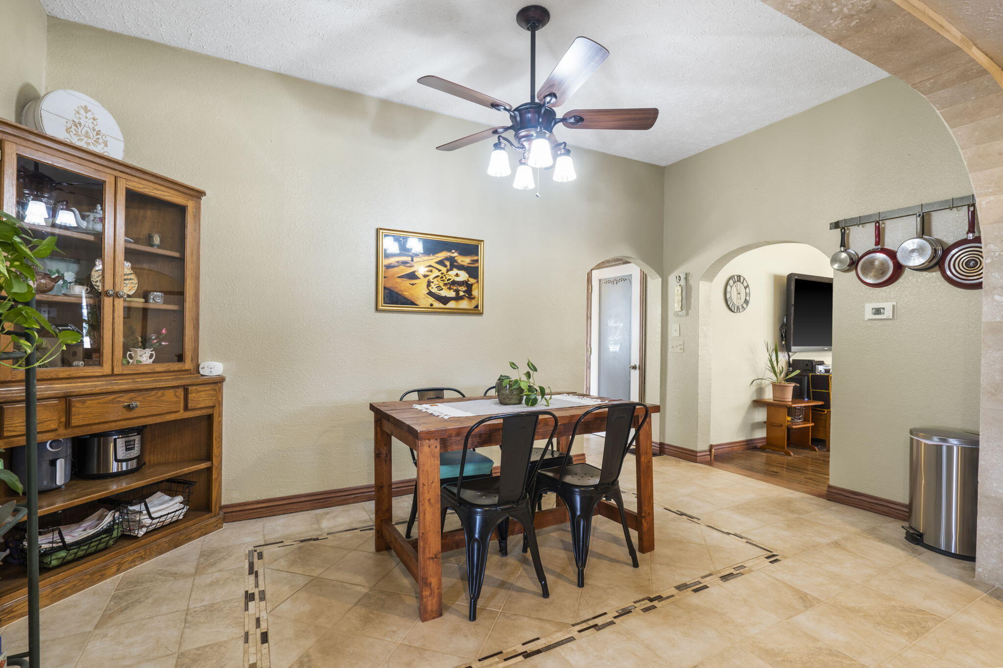 408 North Lynn Avenue Property Photo 8