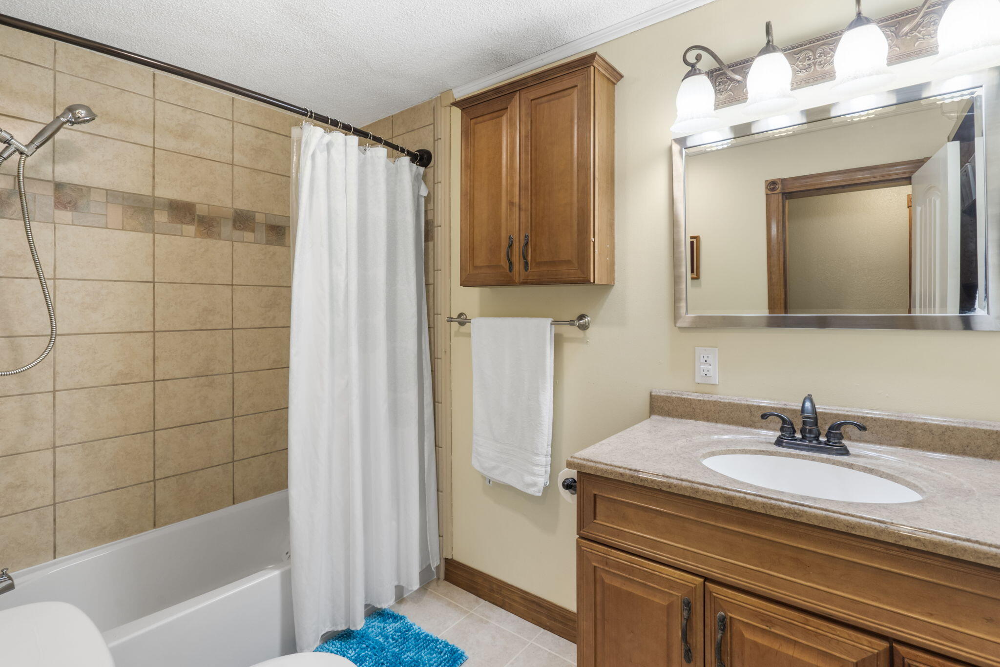 408 North Lynn Avenue Property Photo 18