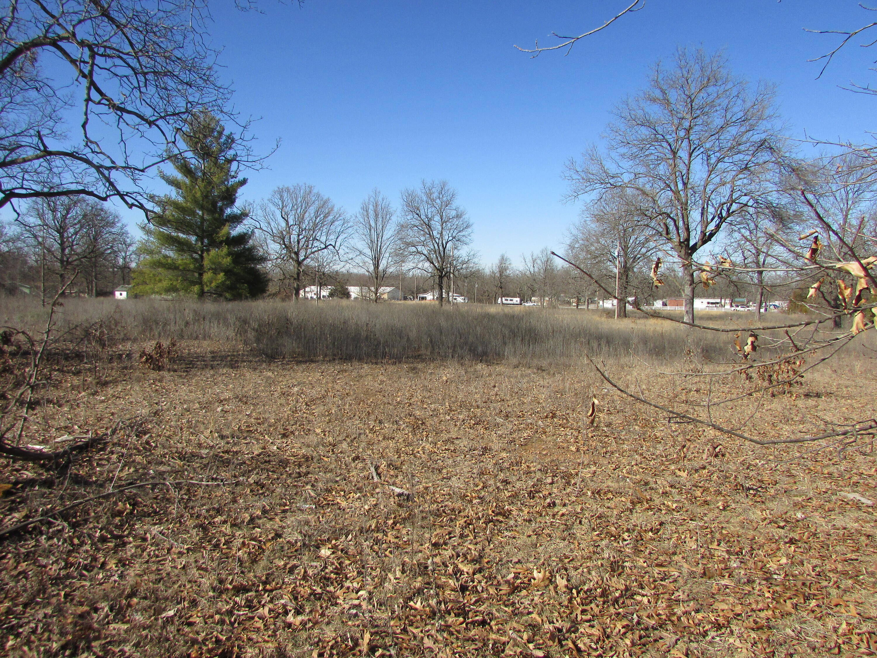 Com 1 Highway Ff Property Photo