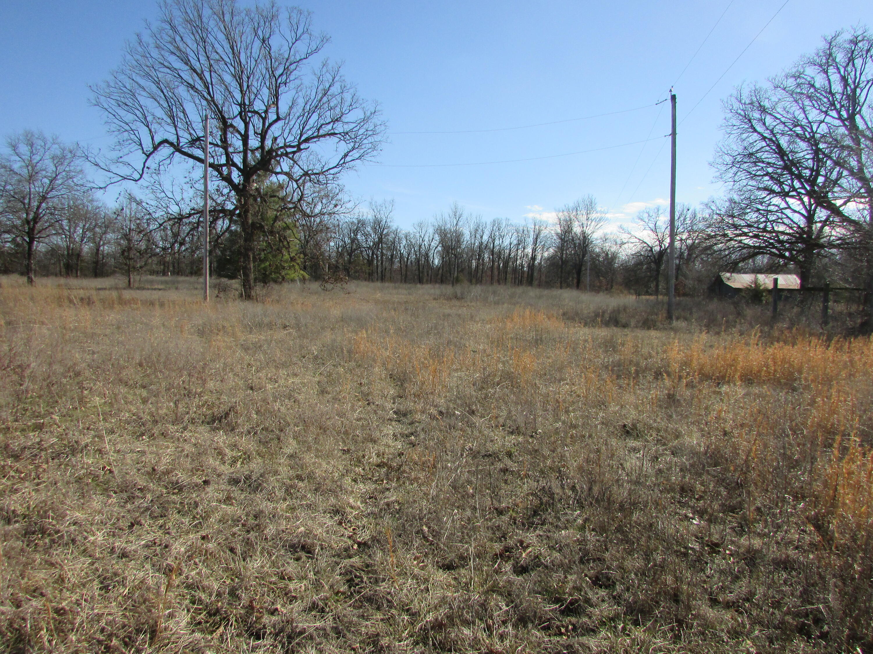 Com 1 Highway Ff Property Photo 3