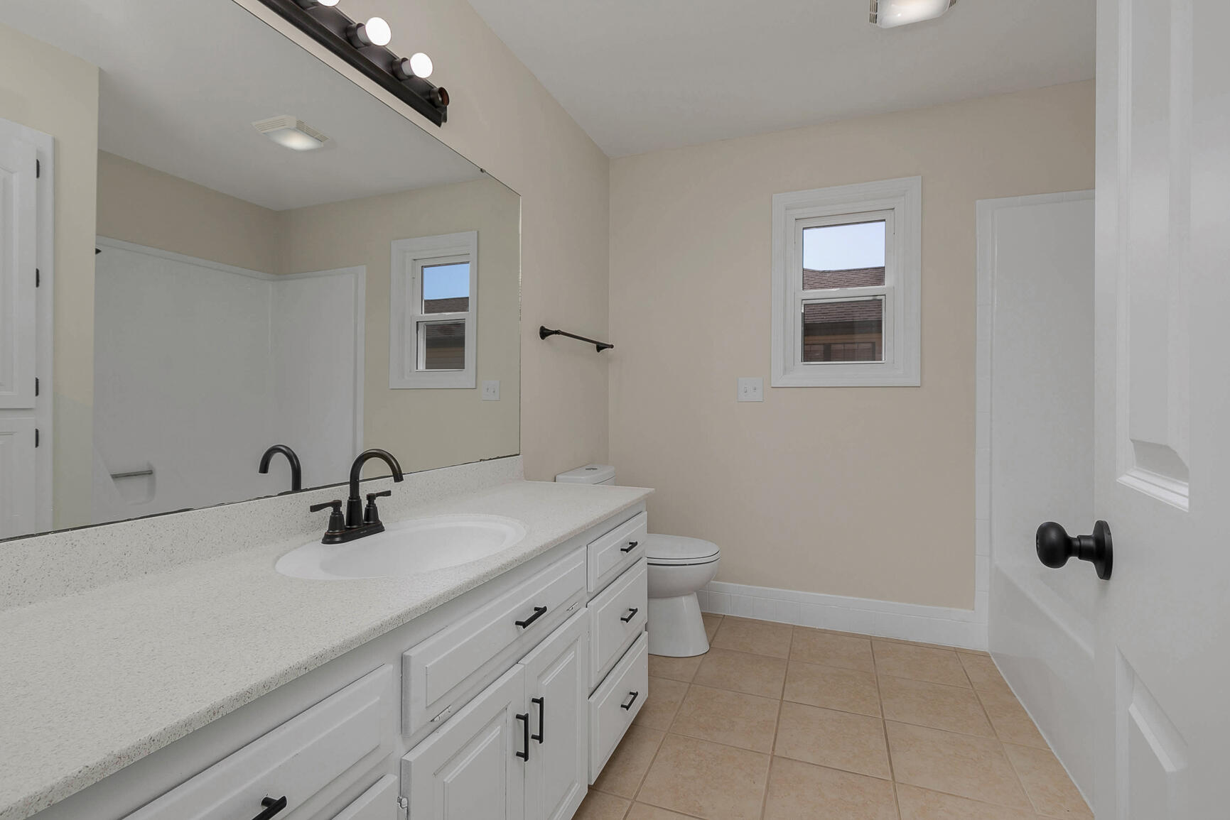 302 Meadow Street Property Photo 14