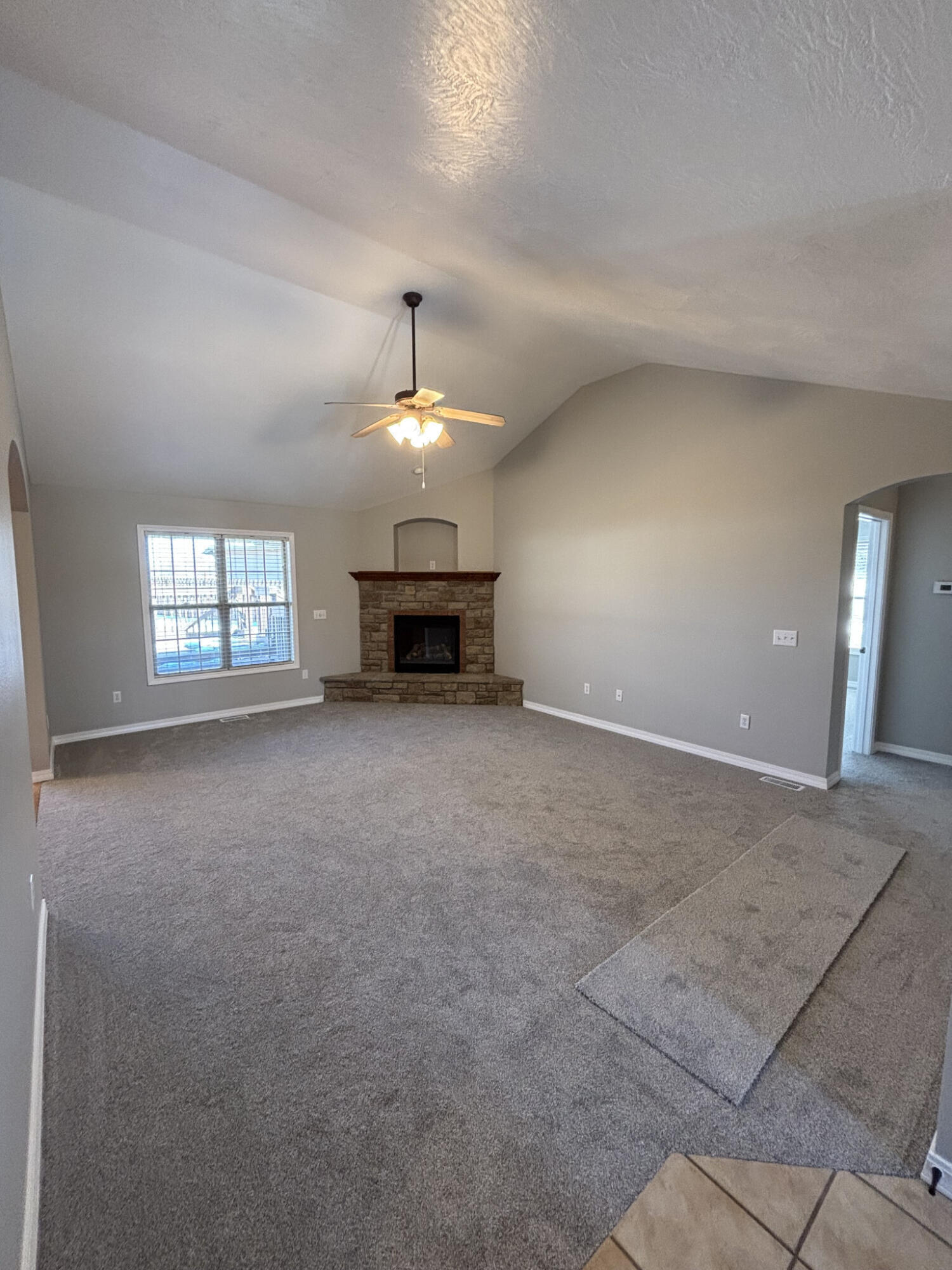 780 South Timber Ridge Drive Property Photo 3