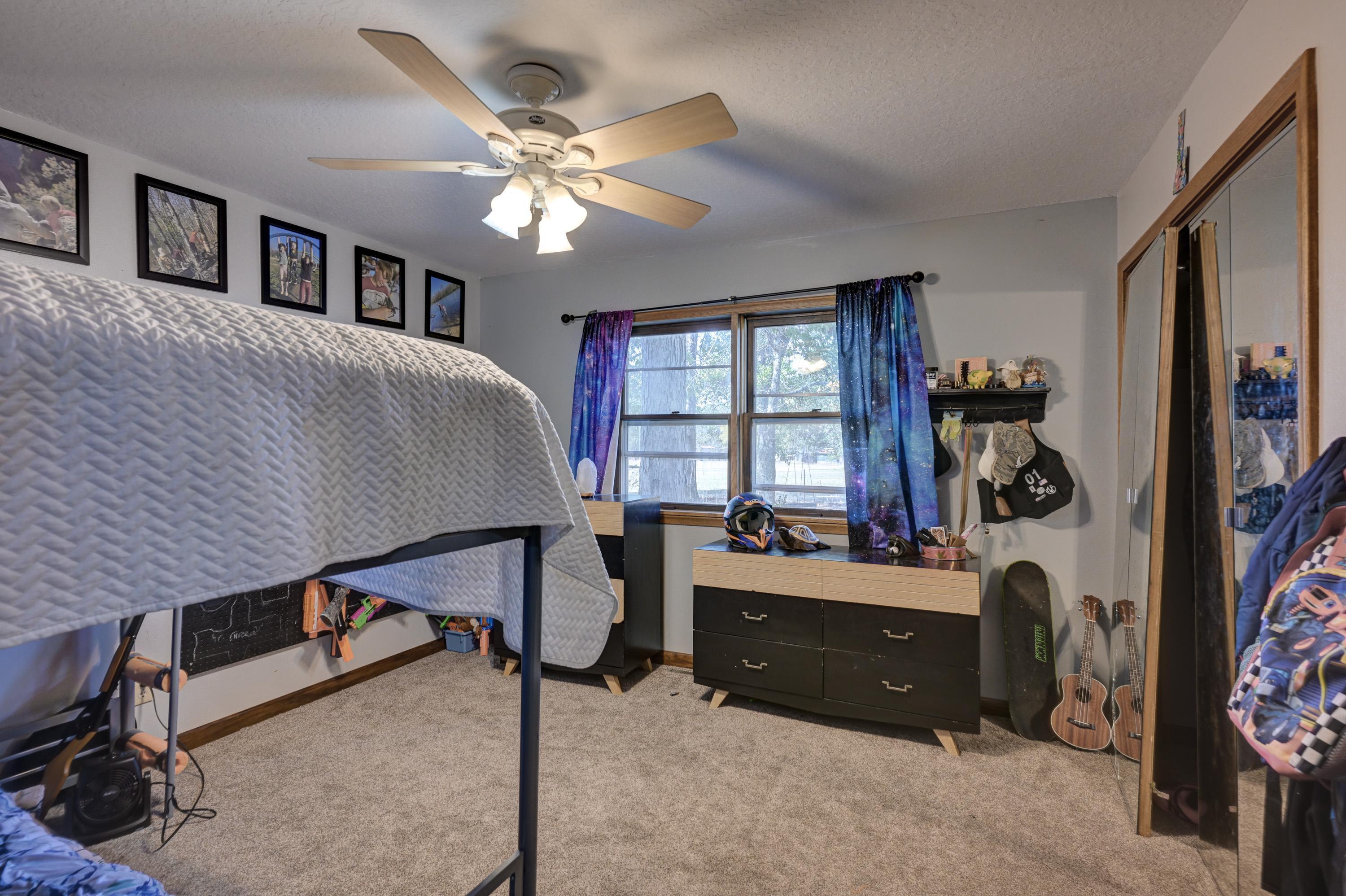17373 Goldfinch Road Property Photo 32