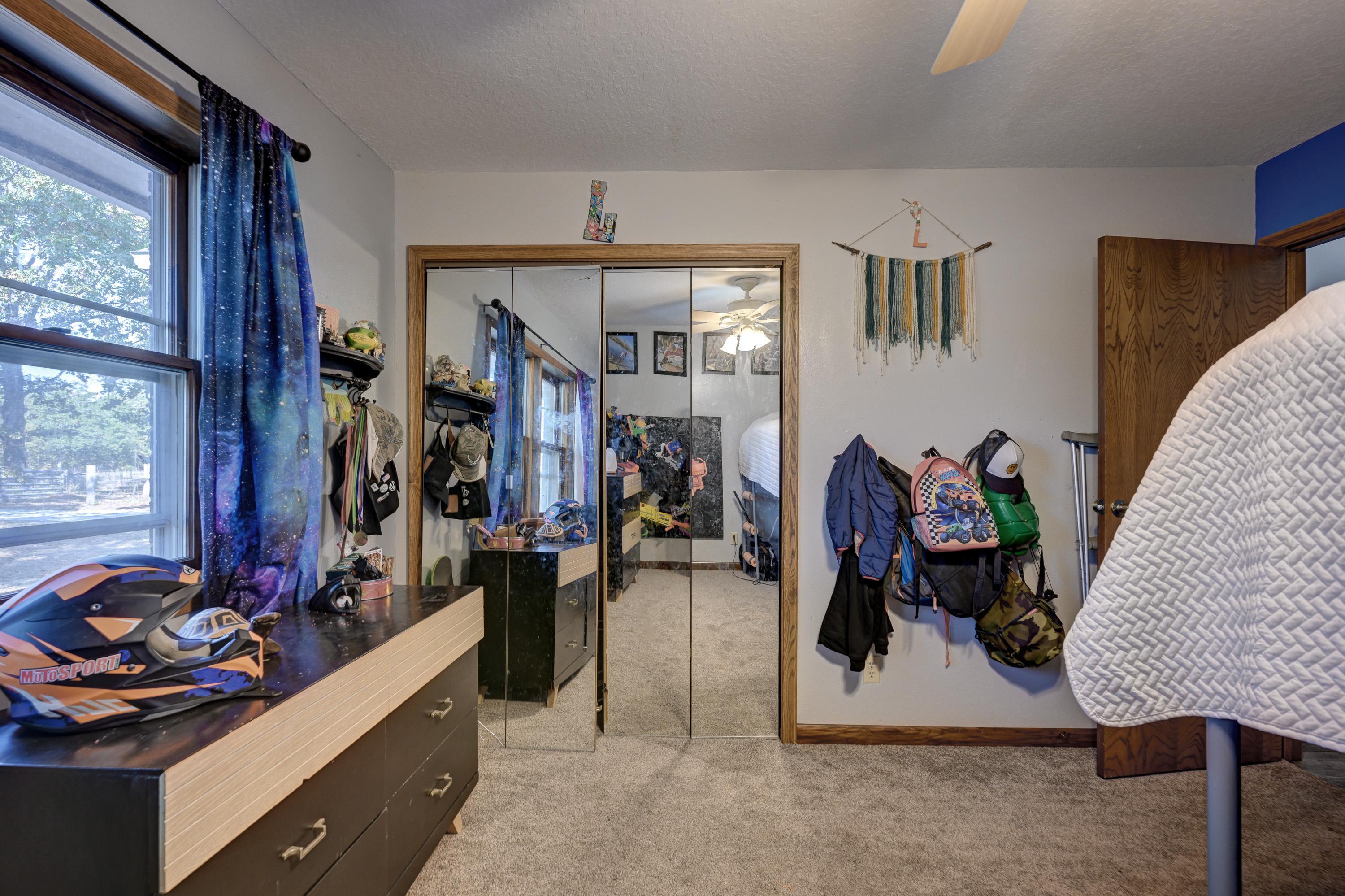 17373 Goldfinch Road Property Photo 34