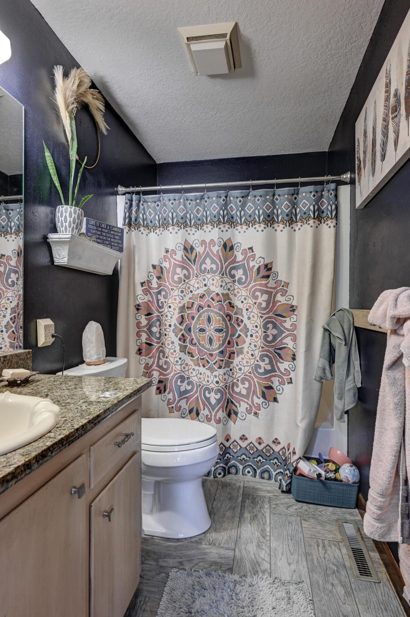 17373 Goldfinch Road Property Photo 37