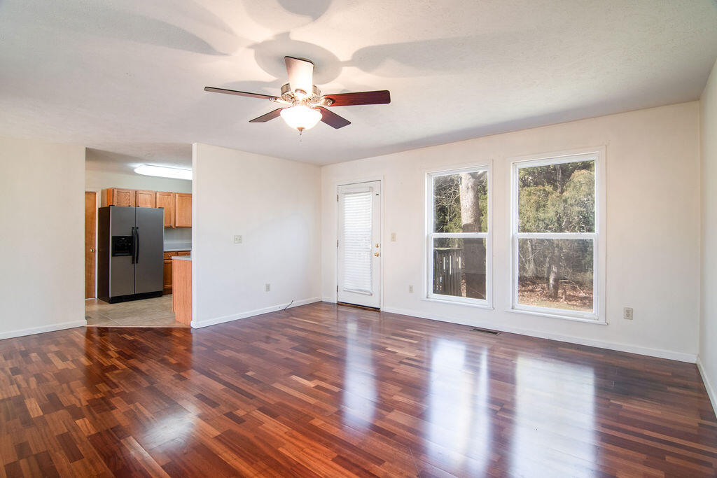 49 Romans Road Property Photo 10