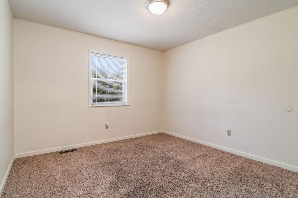 49 Romans Road Property Photo 20