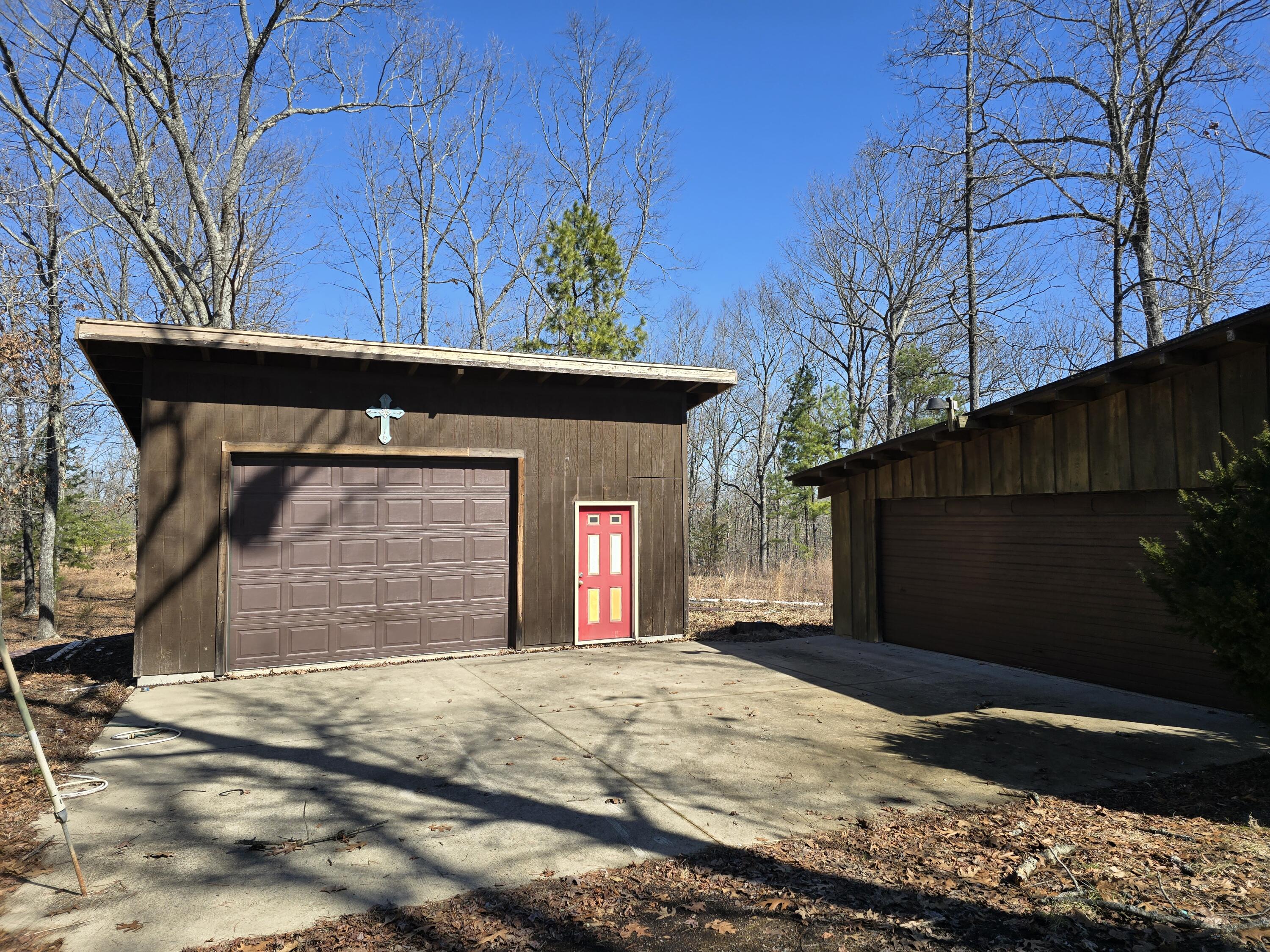 10254 State Highway C Property Photo 5