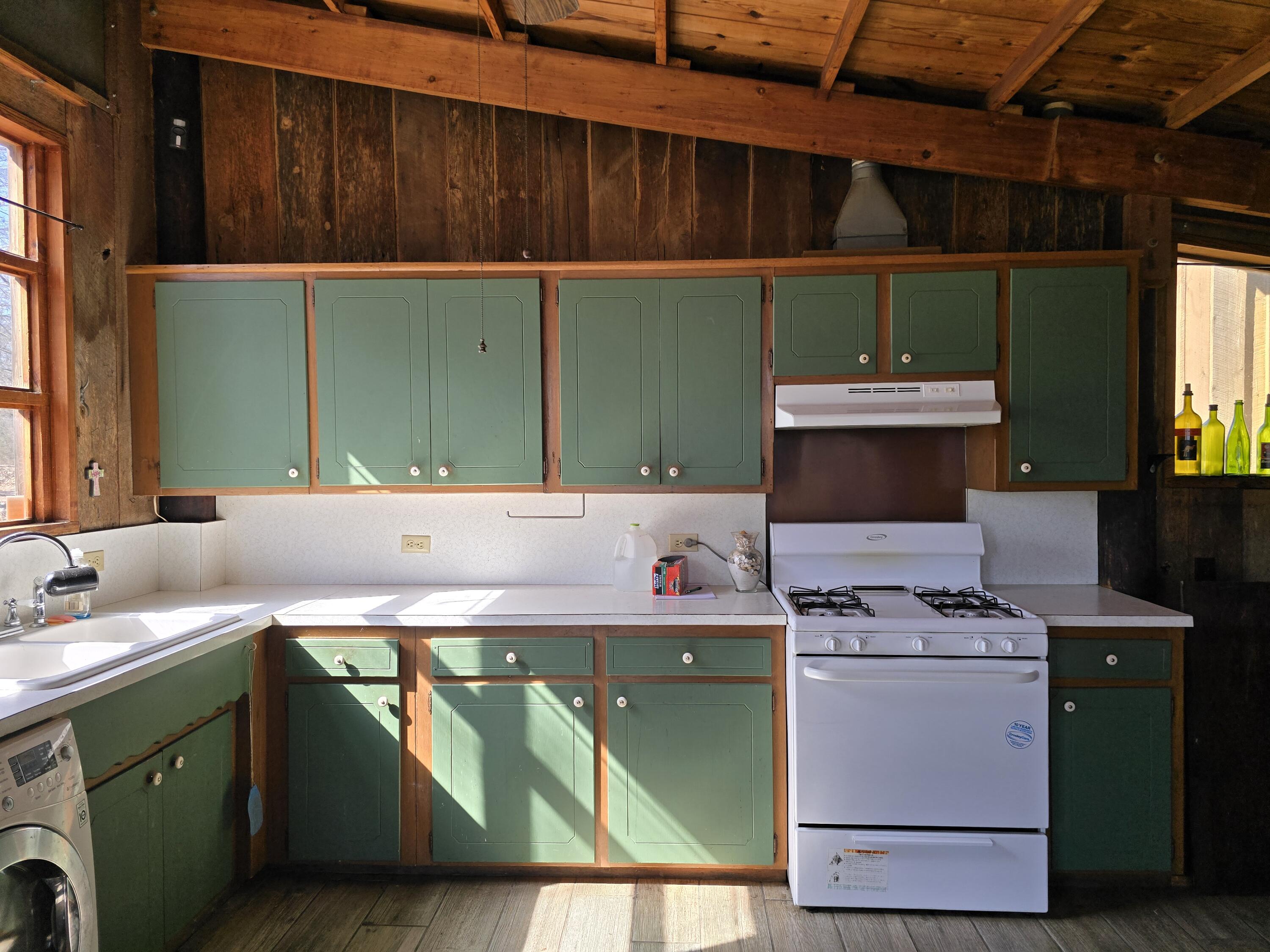 10254 State Highway C Property Photo 12