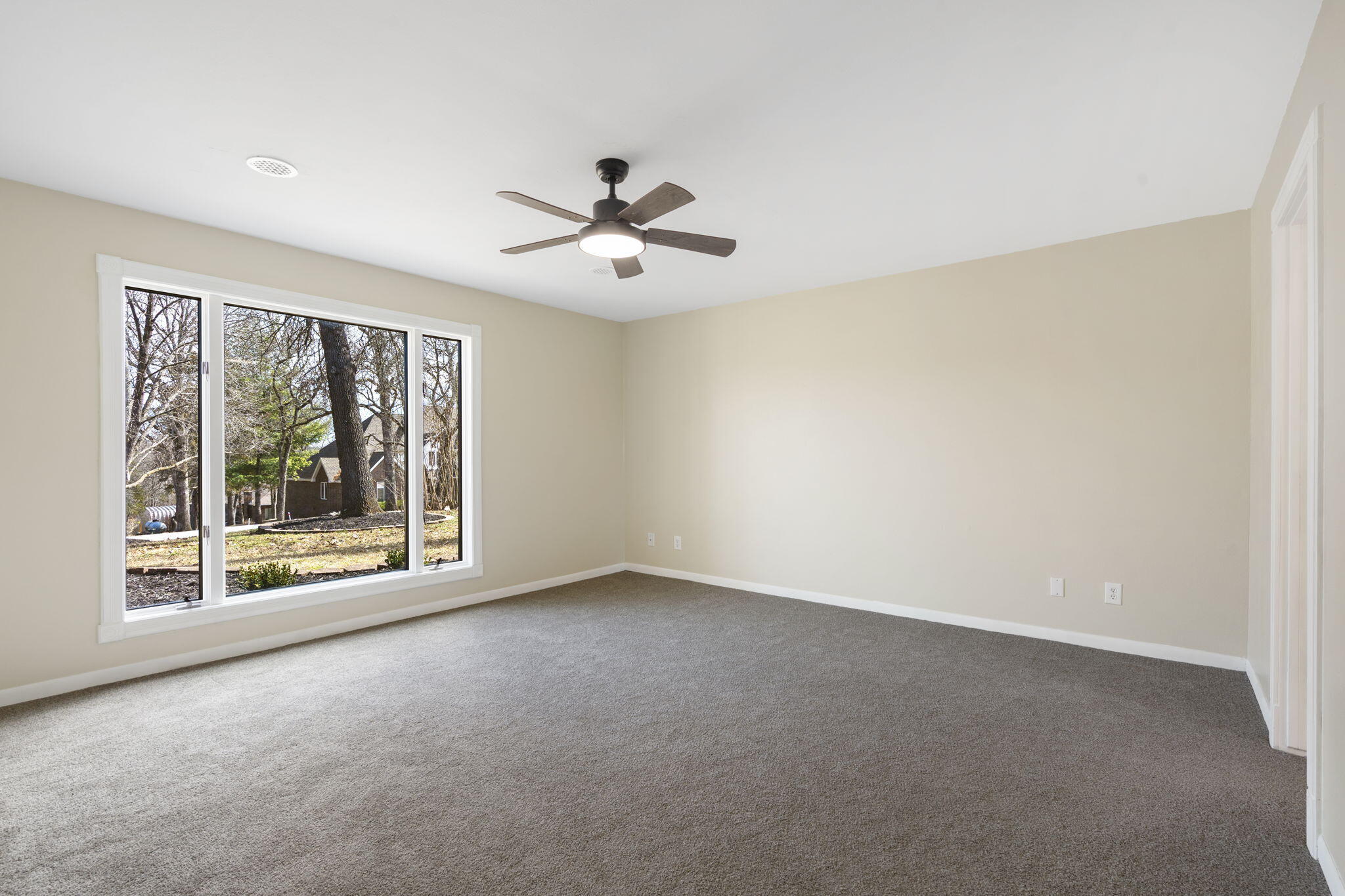 280 River Bluff Drive Property Photo 18