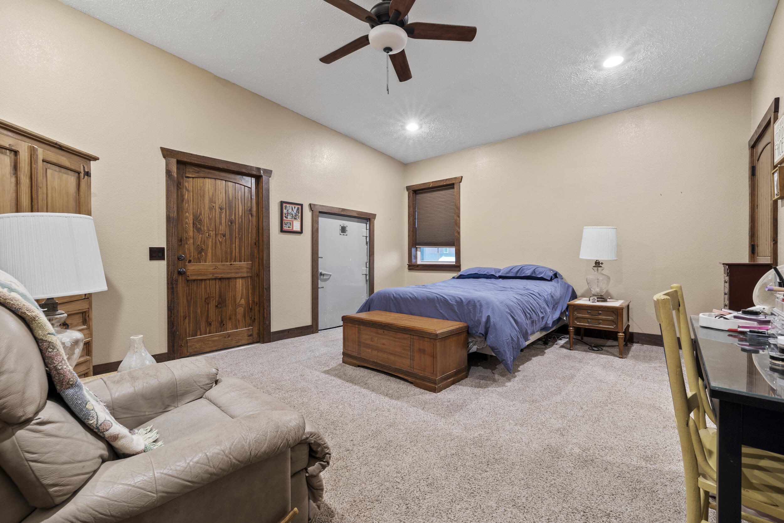 5156 Lawrence 1210 Property Photo 23