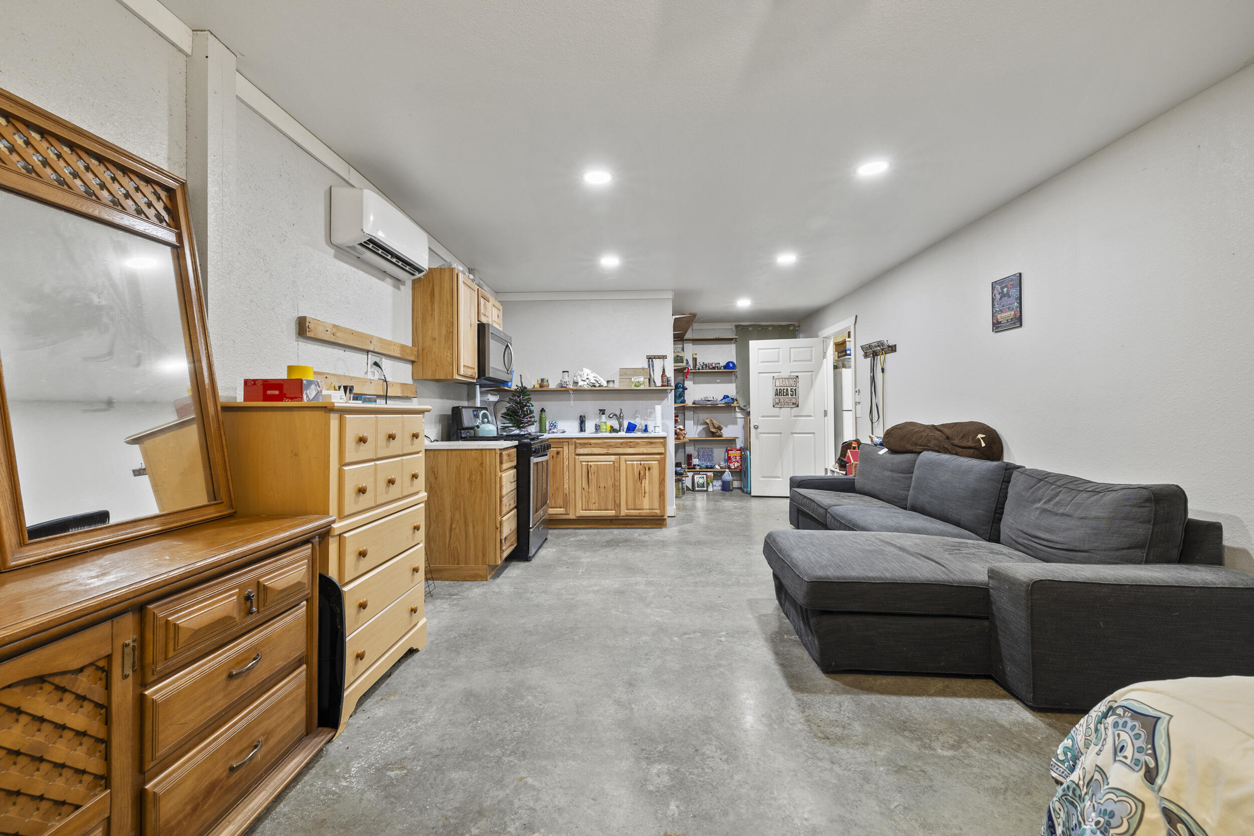 5156 Lawrence 1210 Property Photo 41