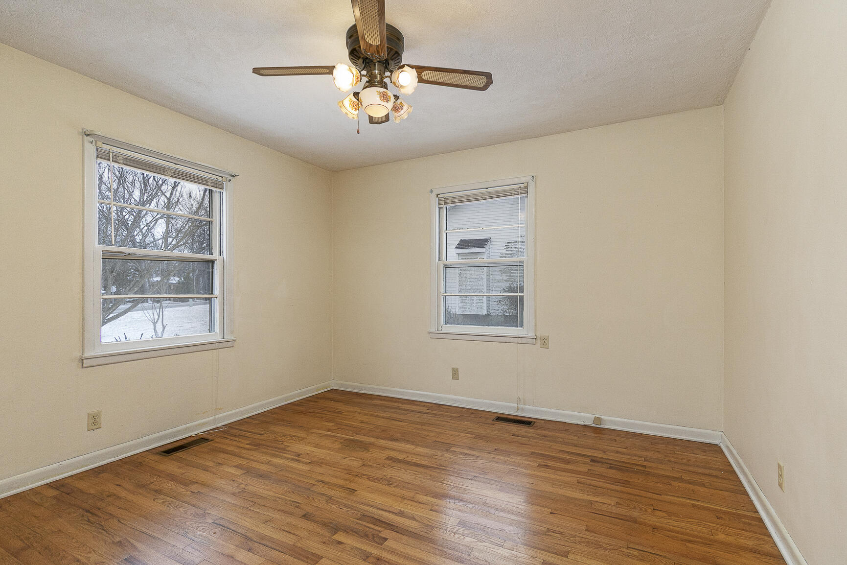3200 North Weaver Road Property Photo 18
