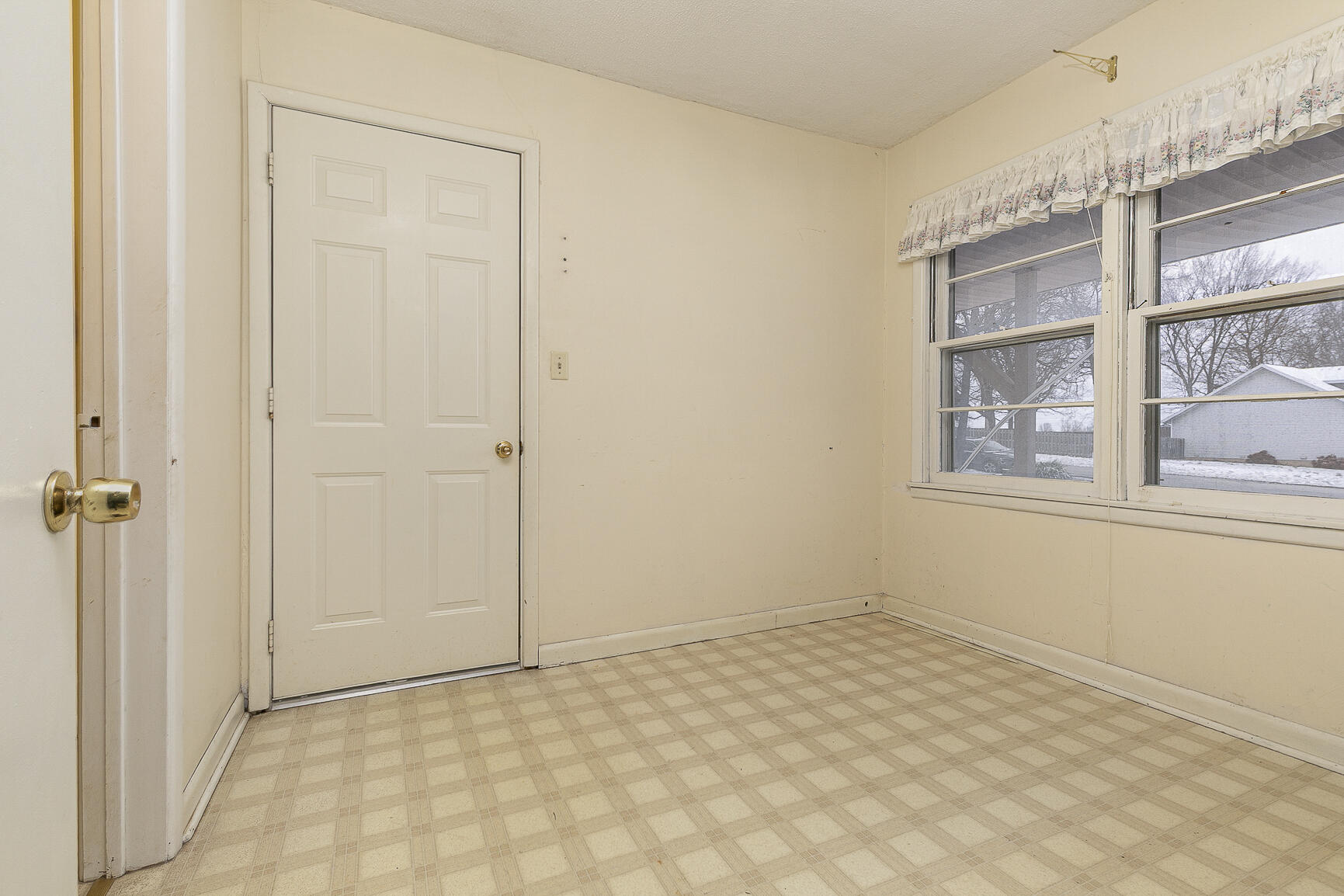 3200 North Weaver Road Property Photo 20