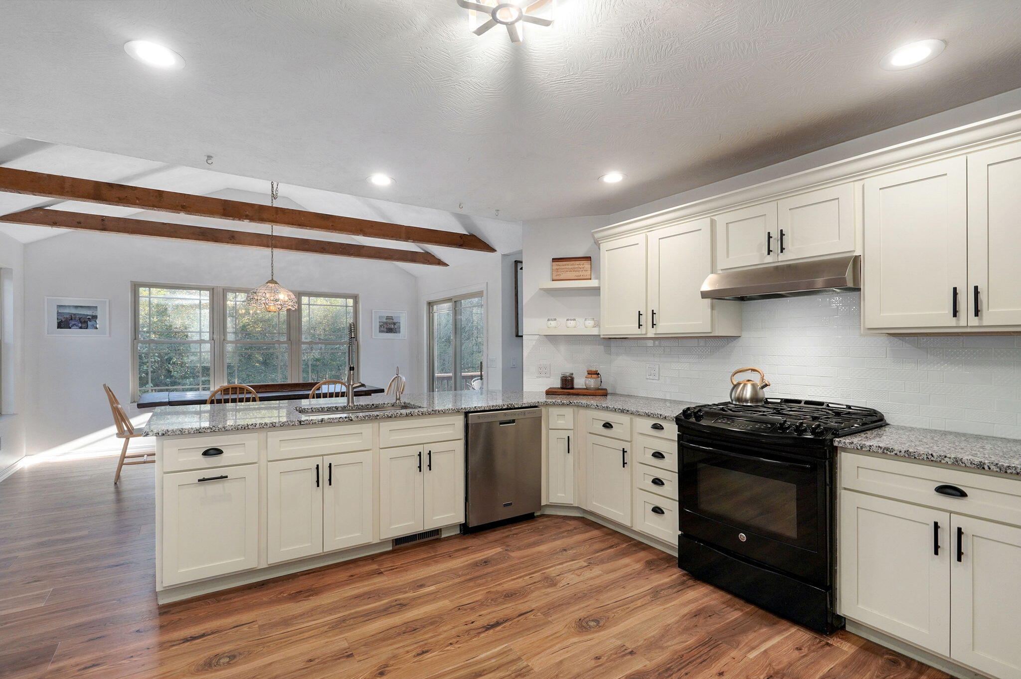 3502 North Bobolink Drive Property Photo 15