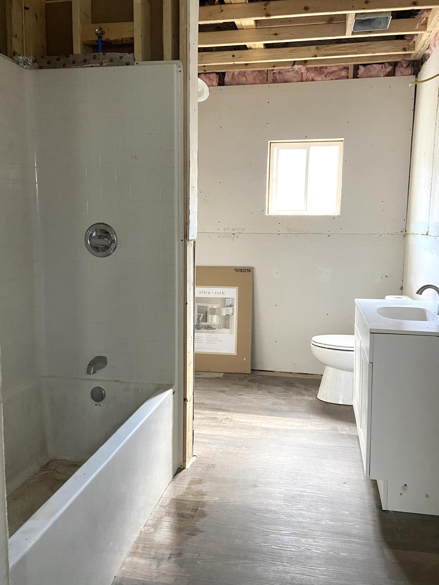 925 North Douglas Avenue Property Photo 9