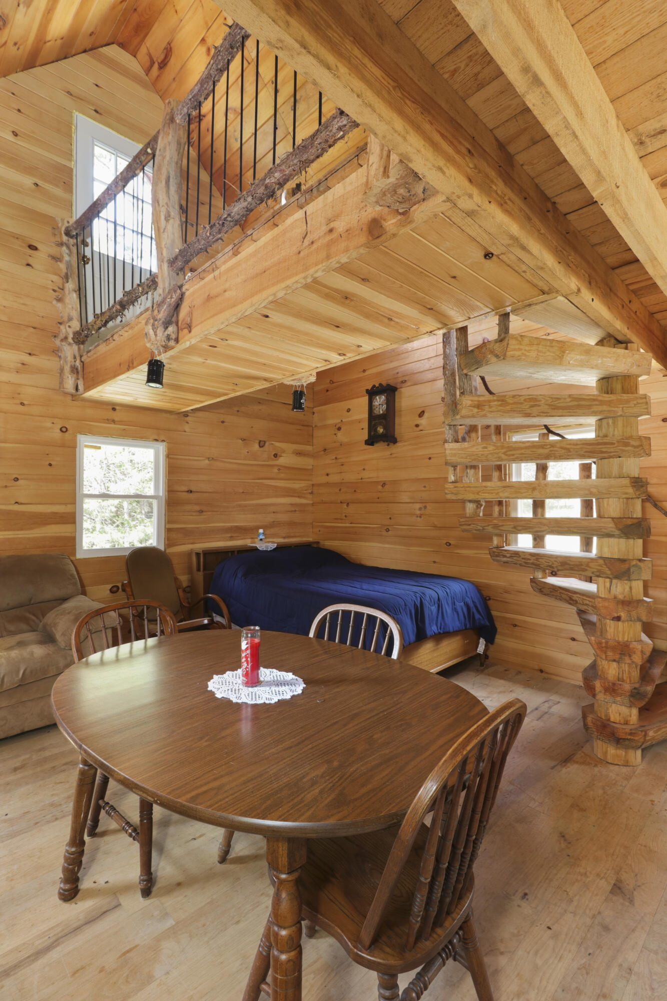14875 Kirk Drive Property Photo 3