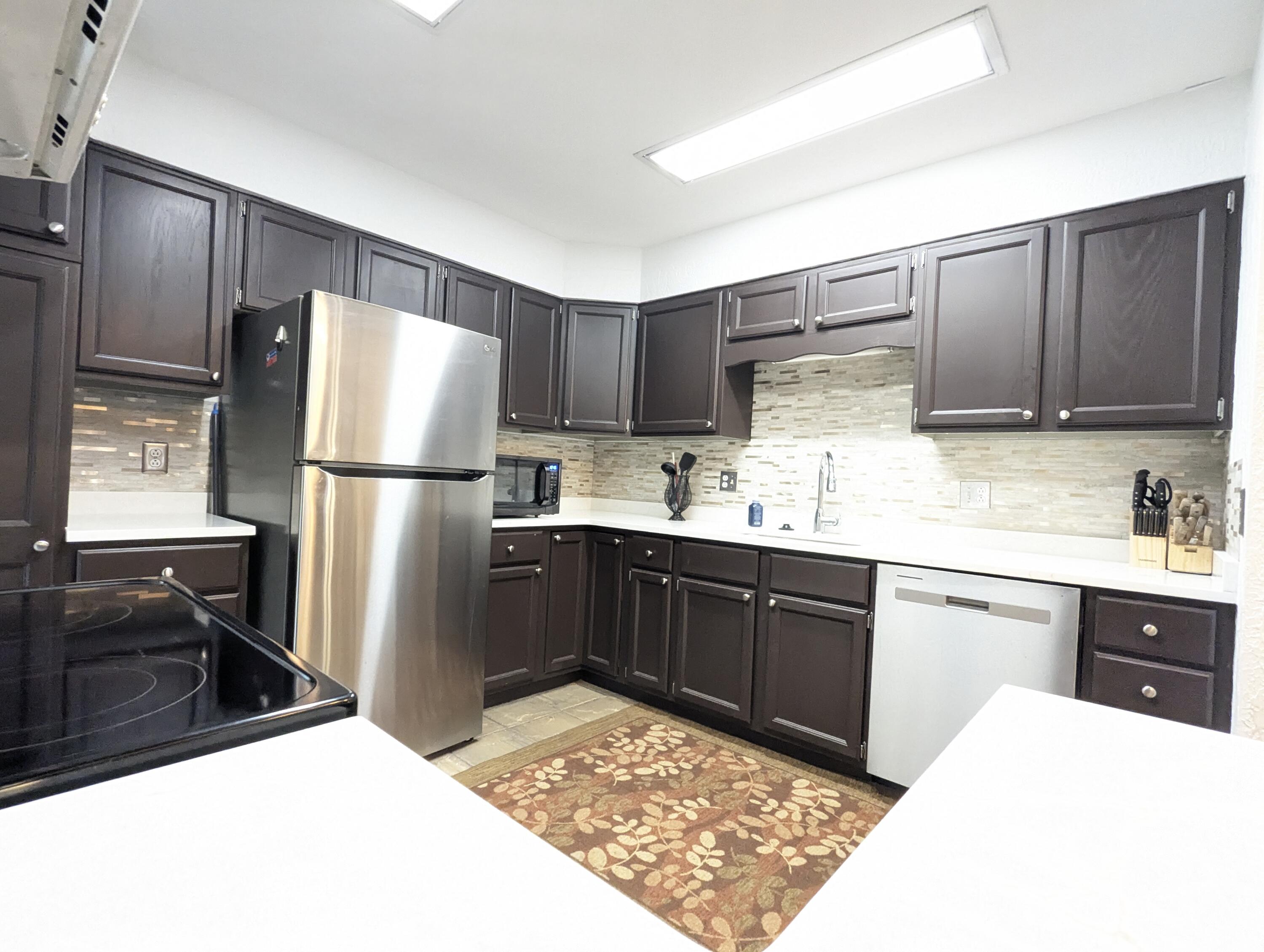 158 River Point Road Property Photo 7