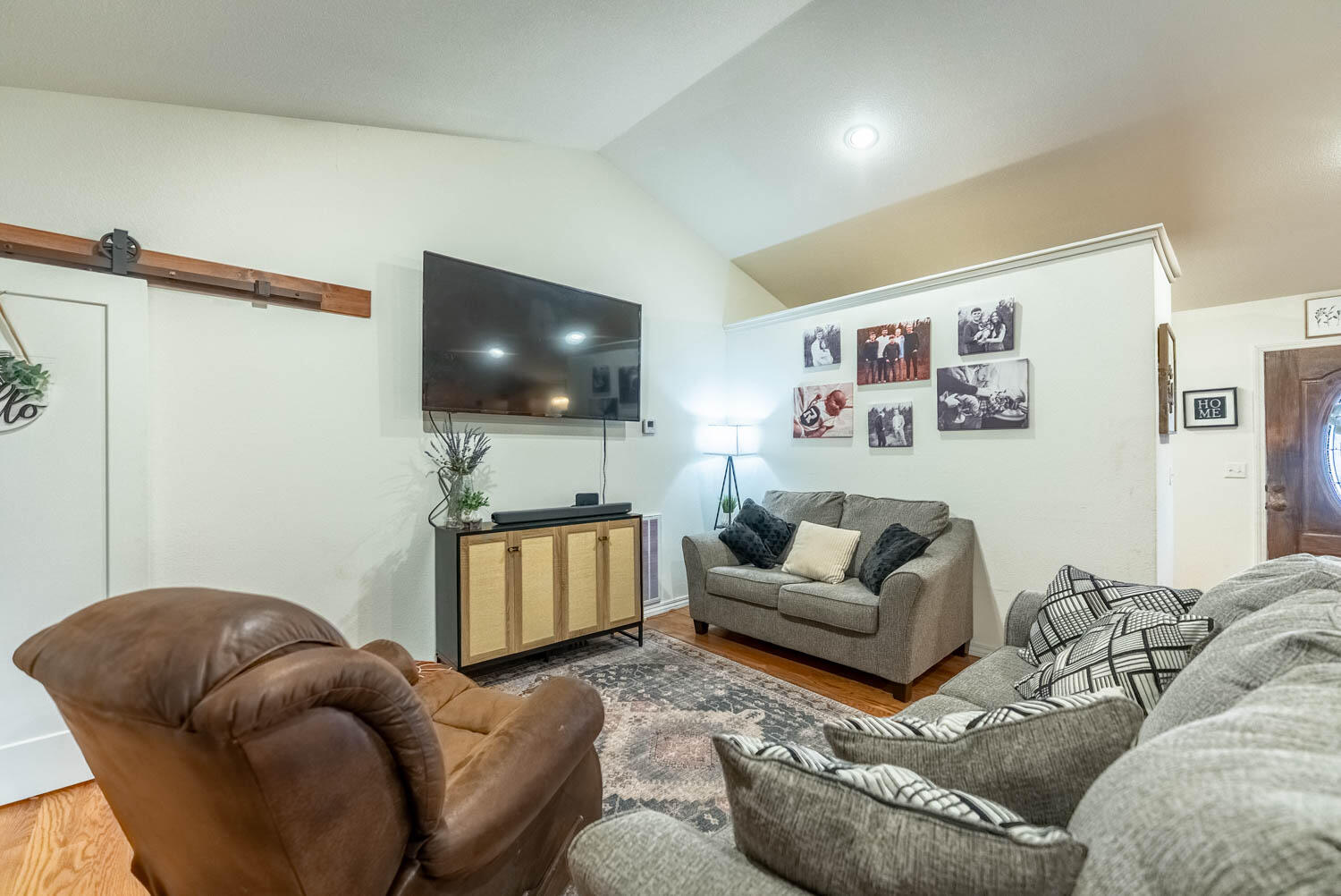 1278 Fox Circle Drive Property Photo 16