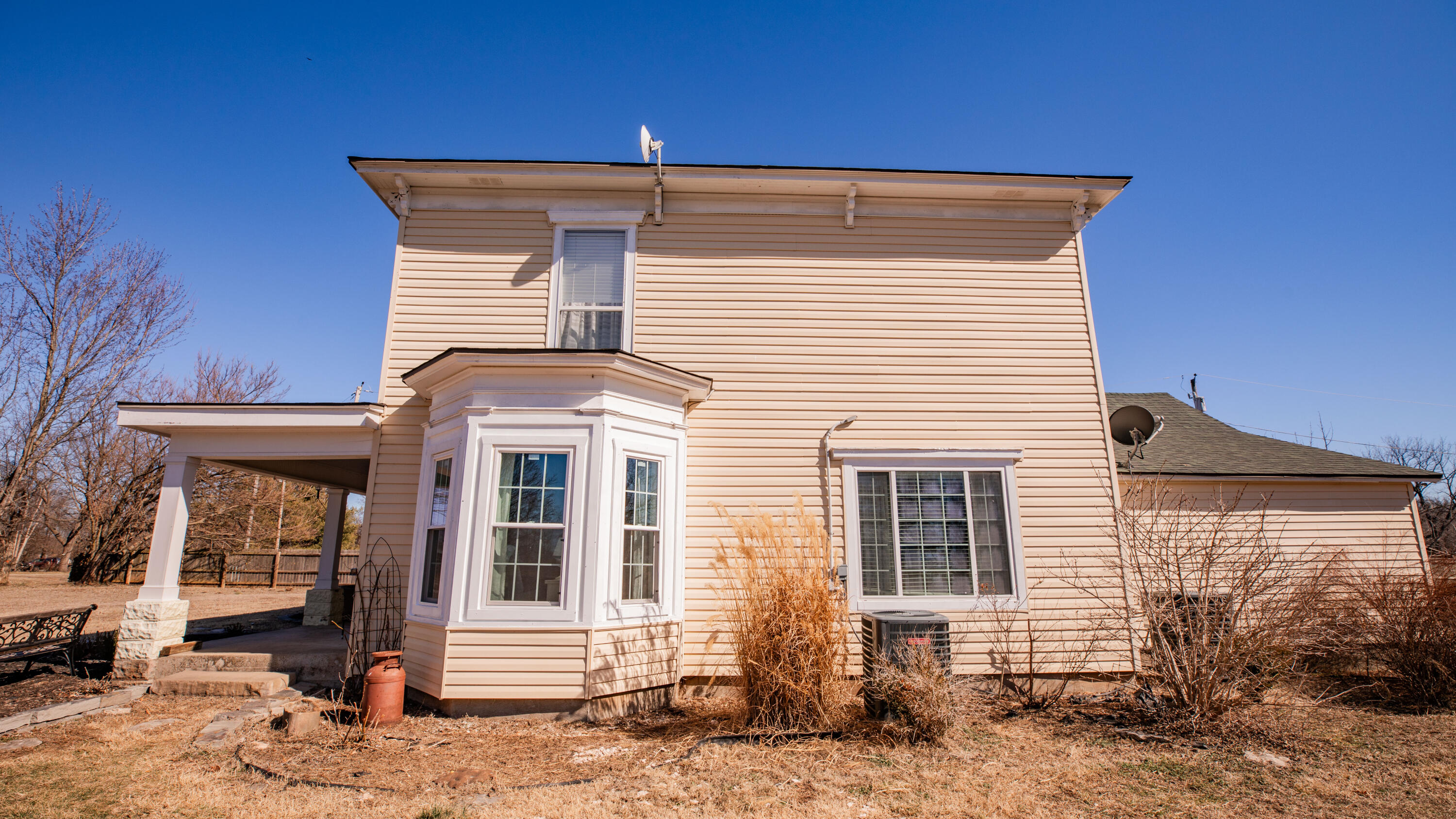 620 Morgan Drive Property Photo 3