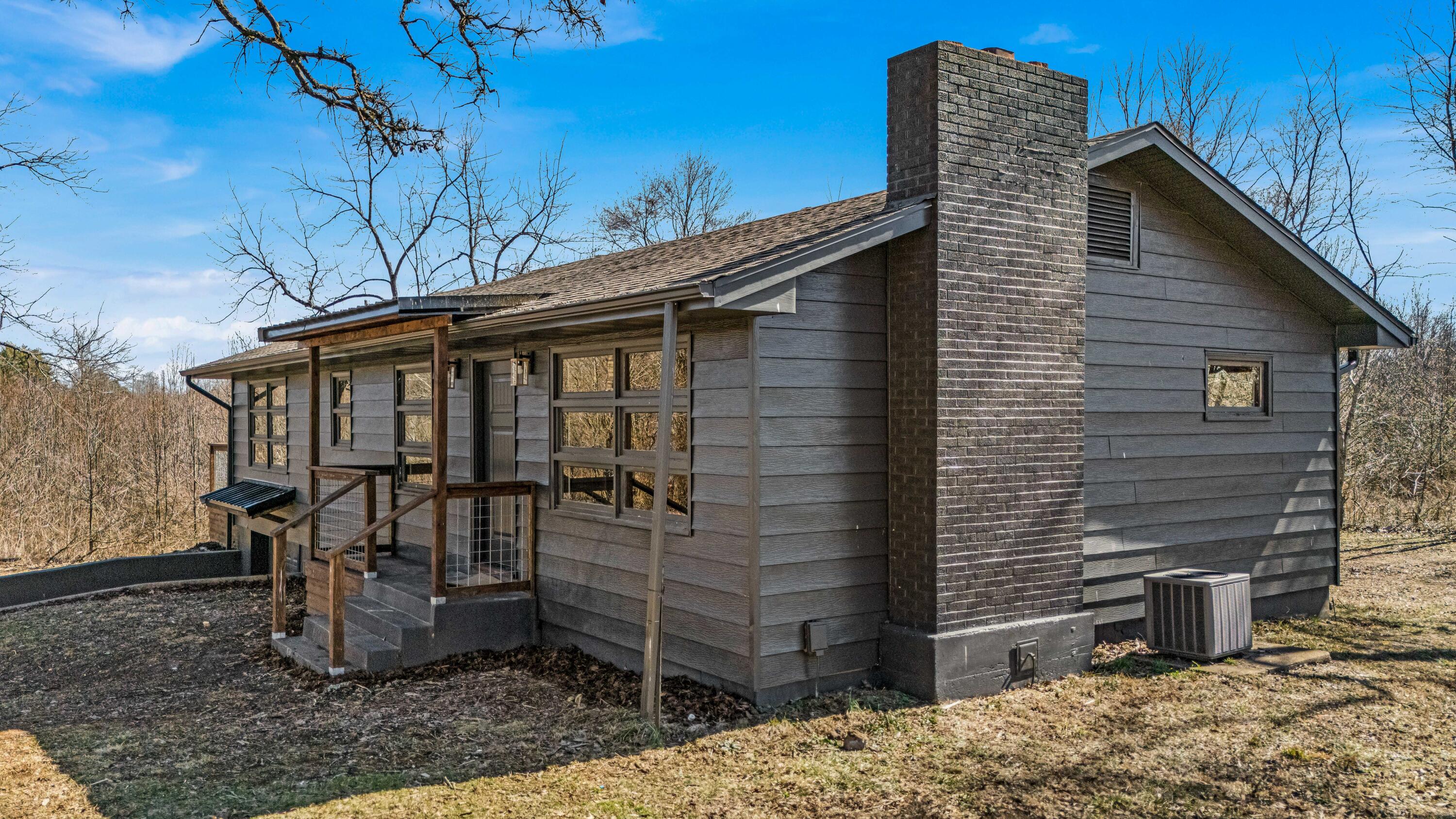 2416 Gleghorn Street Property Photo 5