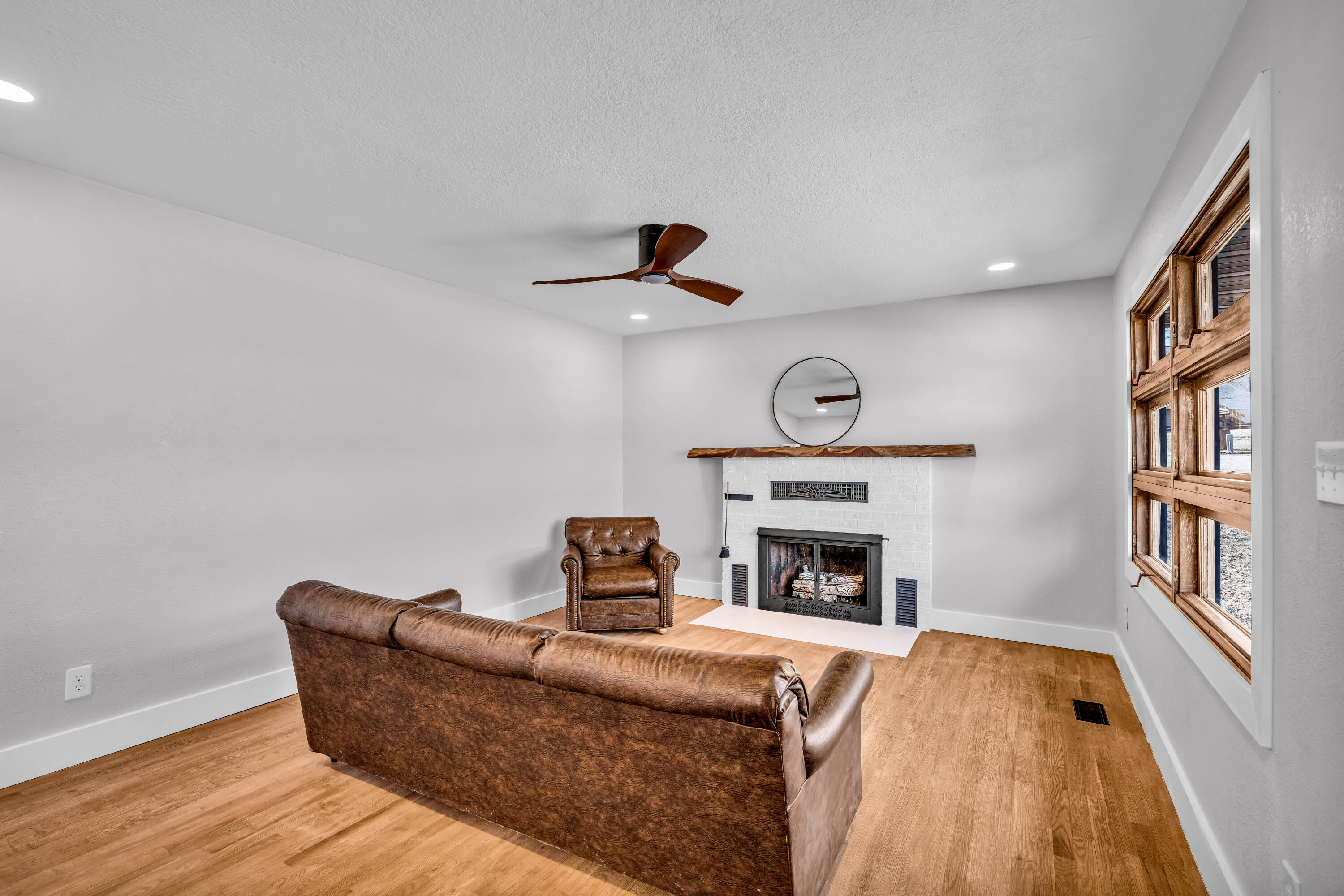 2416 Gleghorn Street Property Photo 15