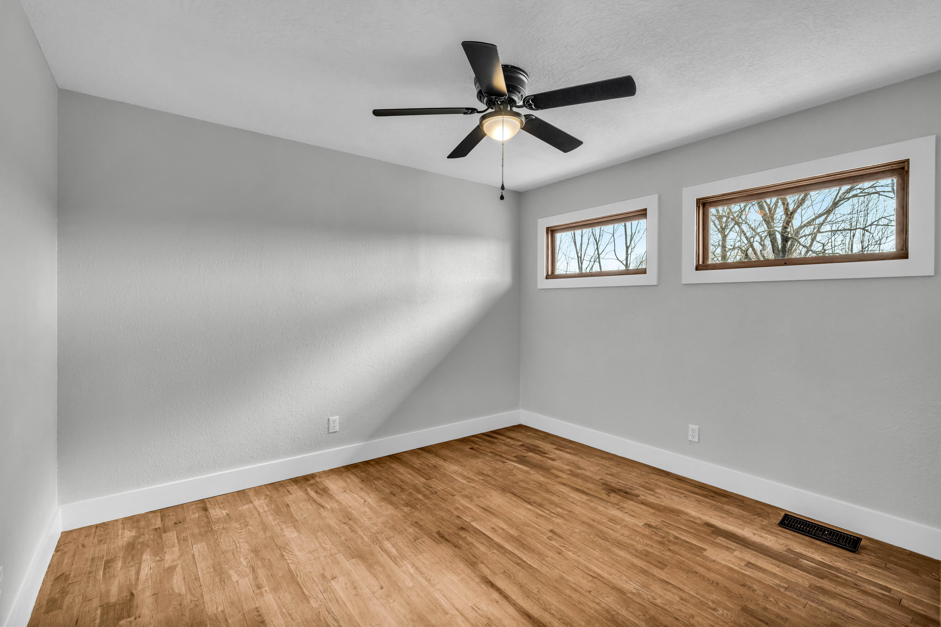 2416 Gleghorn Street Property Photo 22