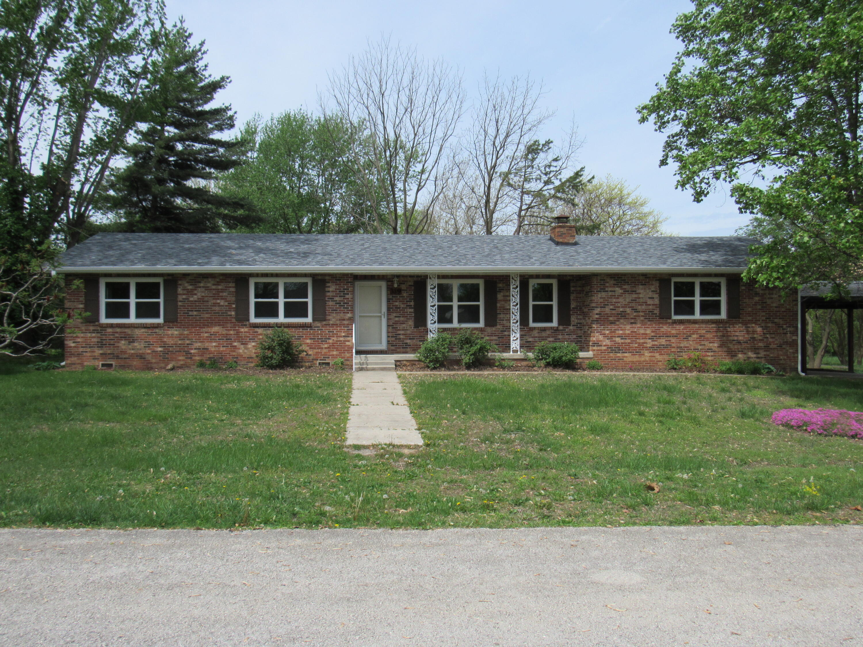 319 Ash Drive Property Photo