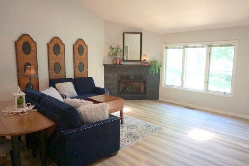 185 Eagle Pointe Drive Property Photo 1