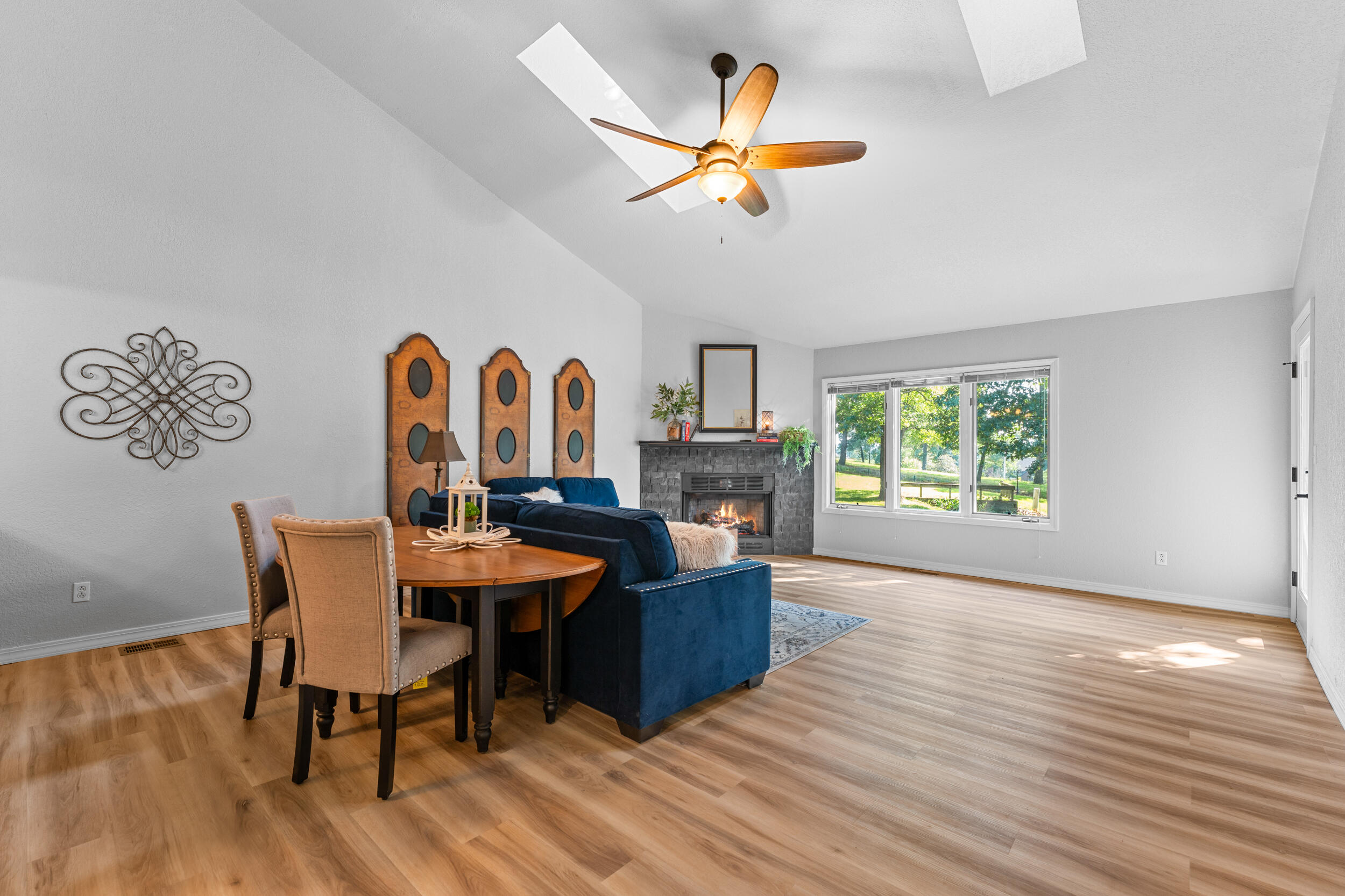 185 Eagle Pointe Drive Property Photo 15