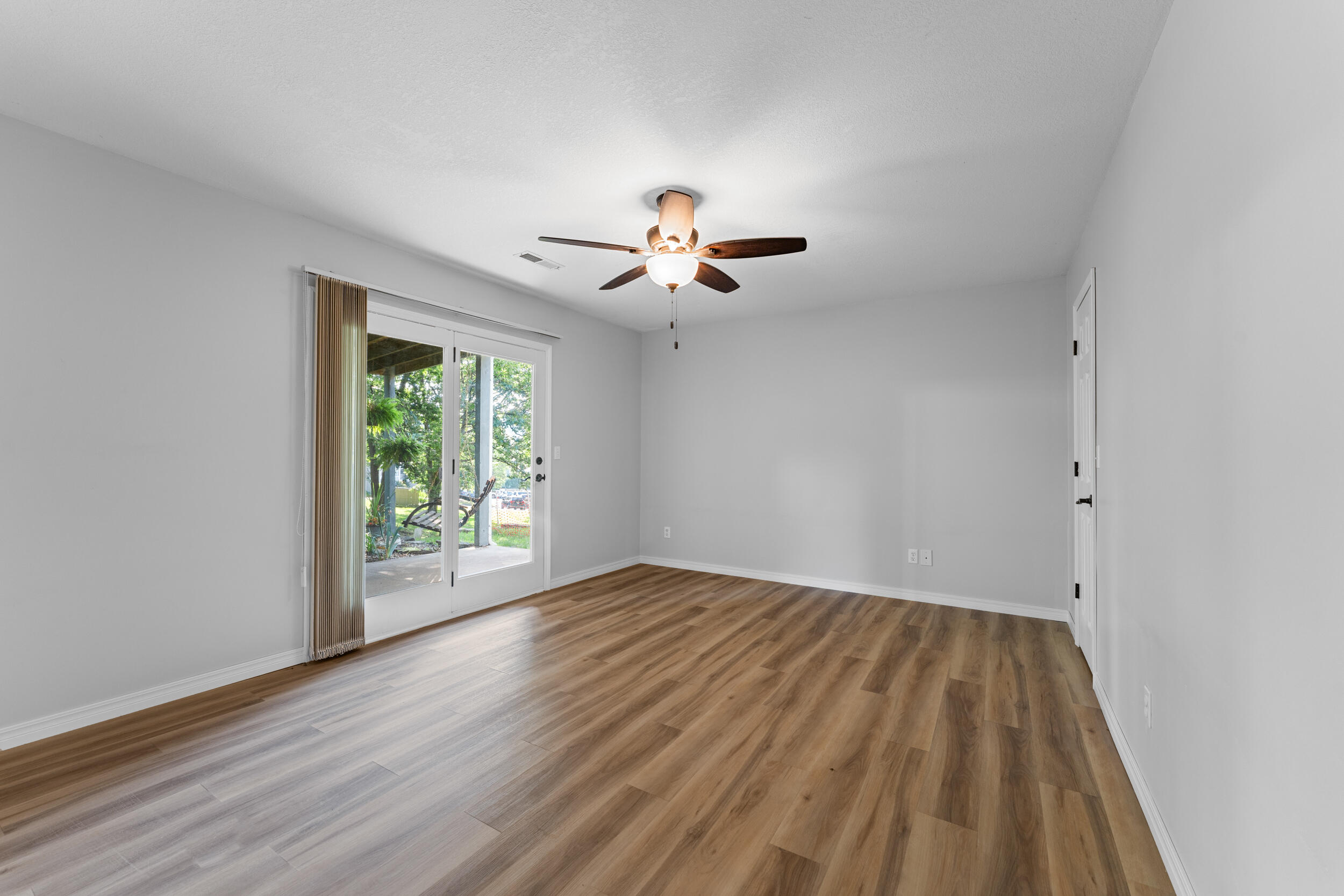 185 Eagle Pointe Drive Property Photo 31