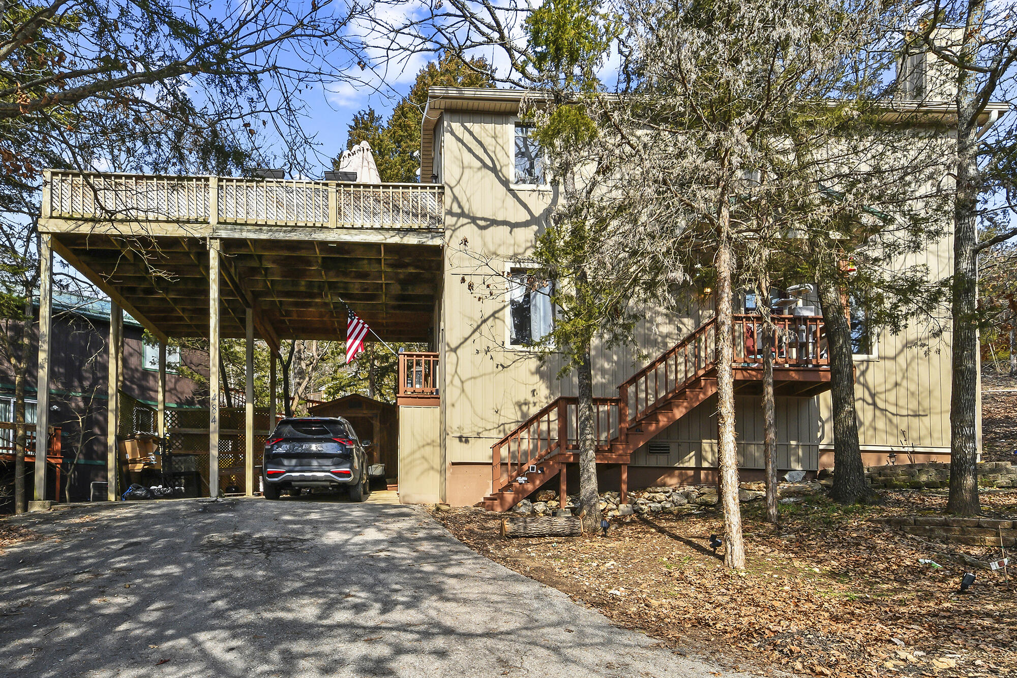 484 Lakewood Road Property Photo